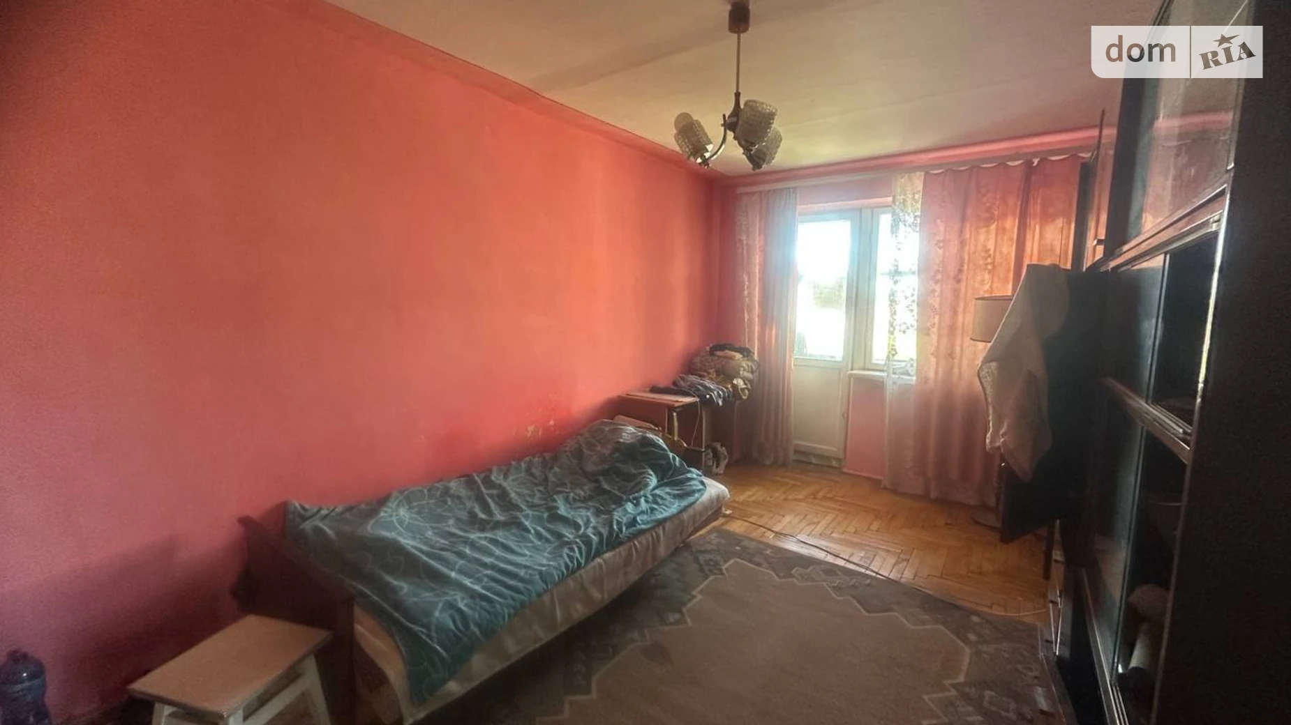 Продается 3-комнатная квартира 50 кв. м в Ужгороде, ул. Заньковецкой, 19 - фото 2