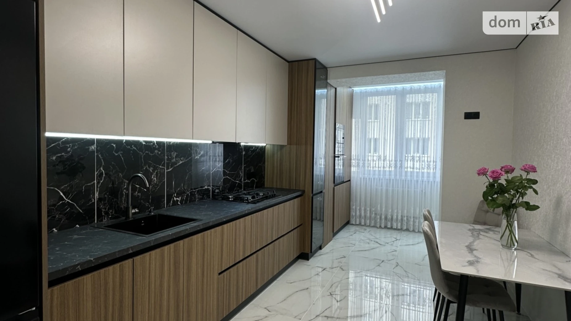 Продается 2-комнатная квартира 81 кв. м в Хмельницком, ул. Кармелюка - фото 2