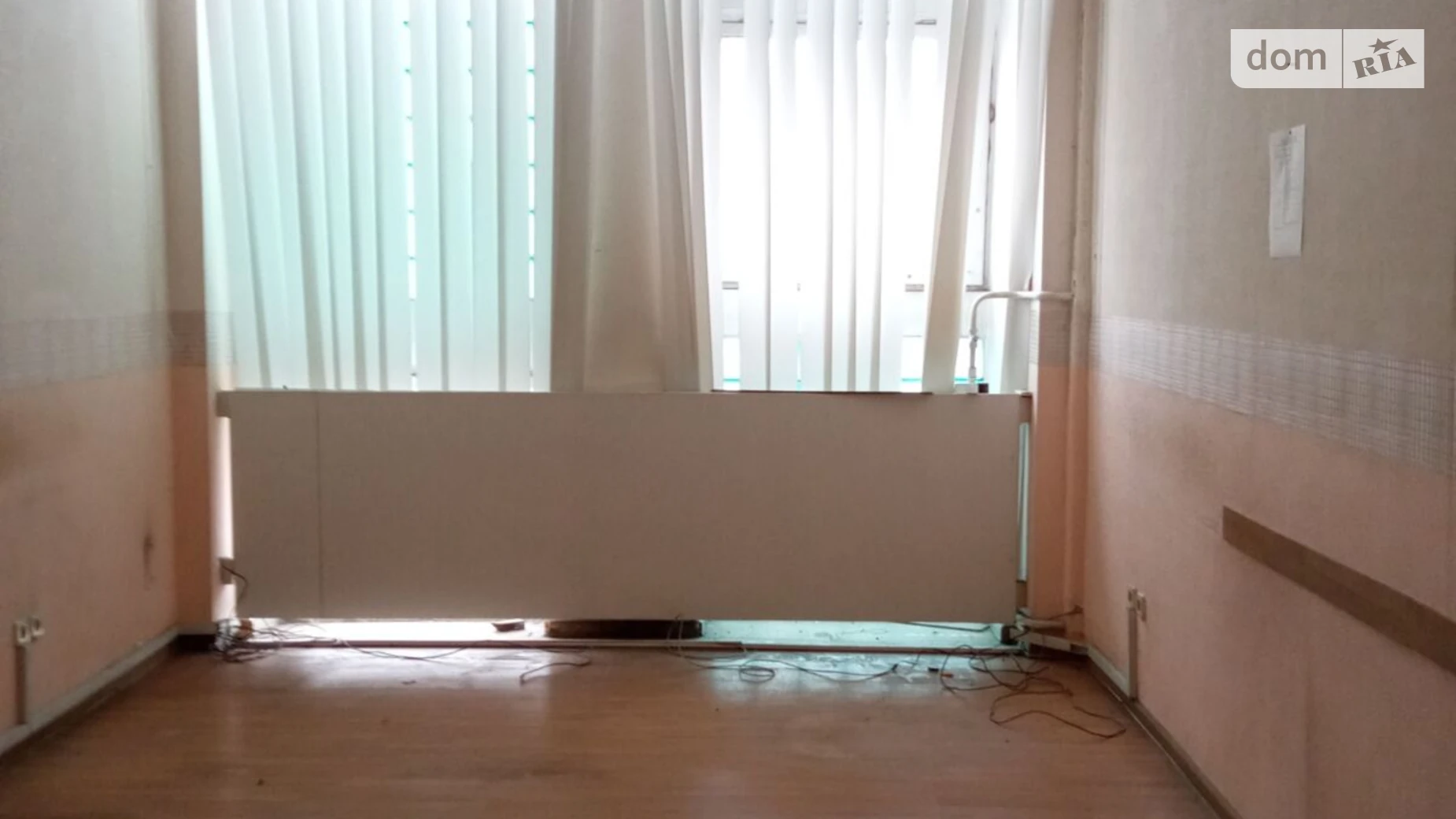 Сдается в аренду офис 238.7 кв. м в бизнес-центре, цена: 13033 грн - фото 5