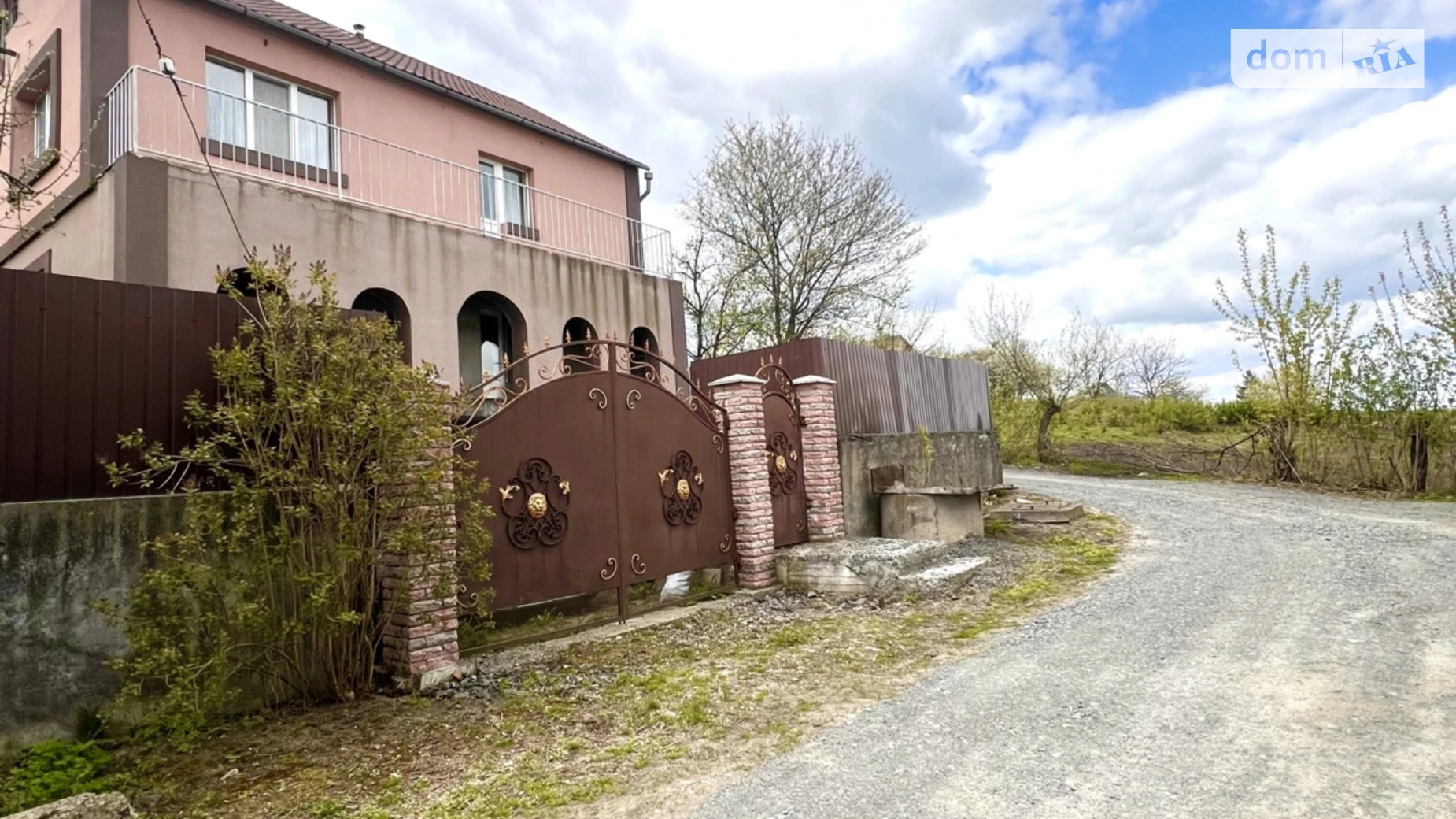 Продается дом на 2 этажа 256.7 кв. м с беседкой, цена: 98800 $ - фото 4
