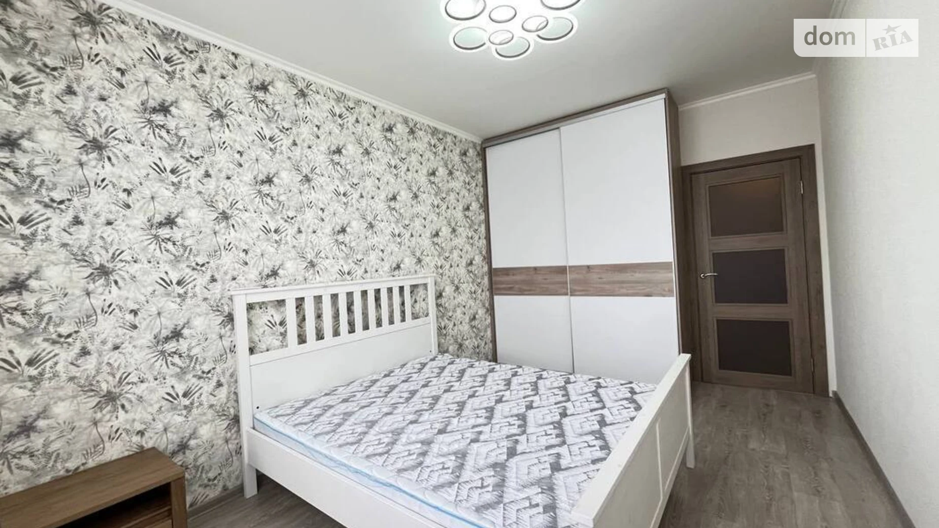 Сдается в аренду 1-комнатная квартира 46 кв. м в Киеве, наб. Днепровская, 16Г - фото 2
