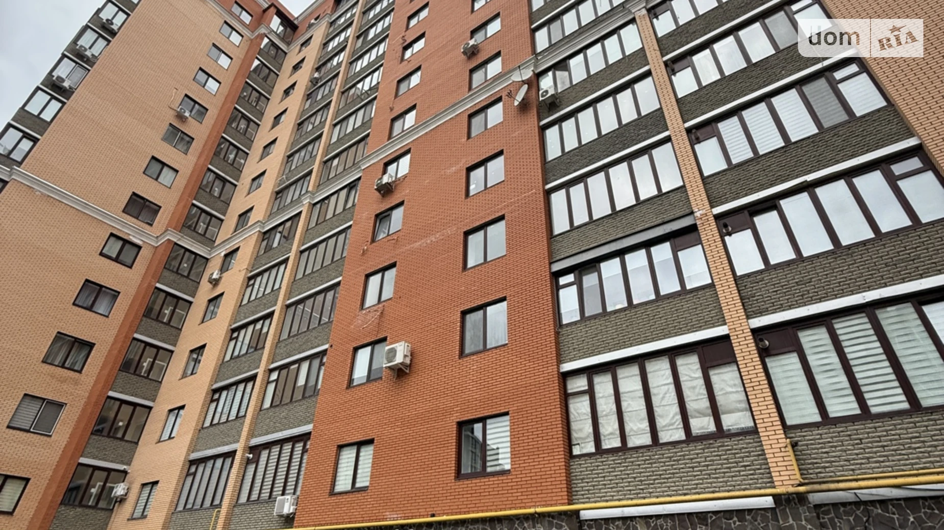 Продается 3-комнатная квартира 125.9 кв. м в Хмельницком, ул. Заречанская, 3/2Б - фото 2