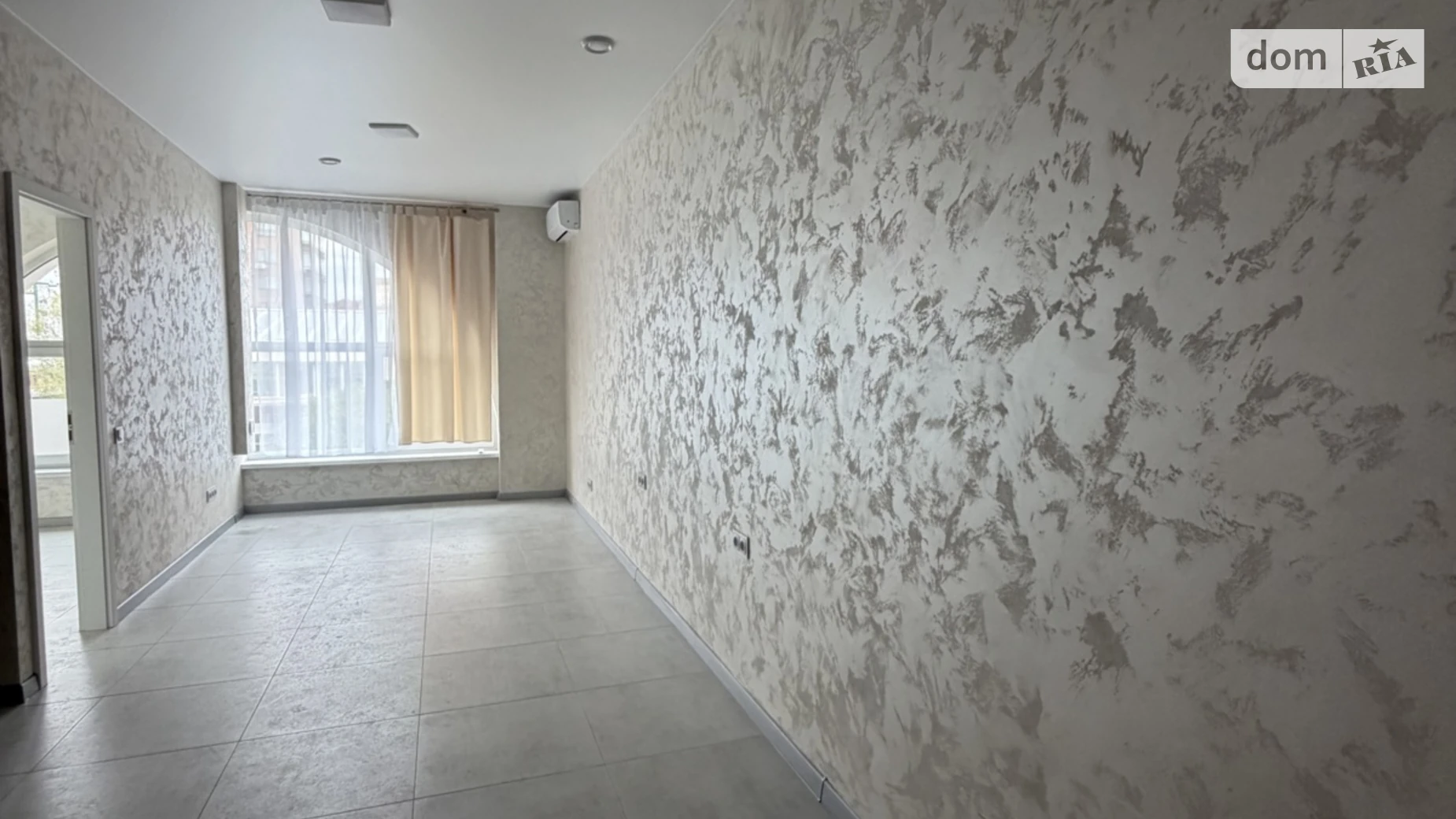 Продается офис 44 кв. м в бизнес-центре, цена: 52000 $ - фото 3