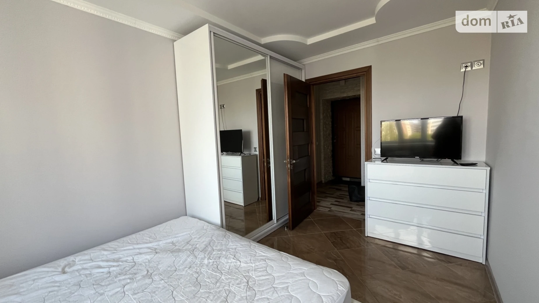 2-комнатная квартира 48 кв. м в Тернополе, ул. Троллейбусная - фото 2