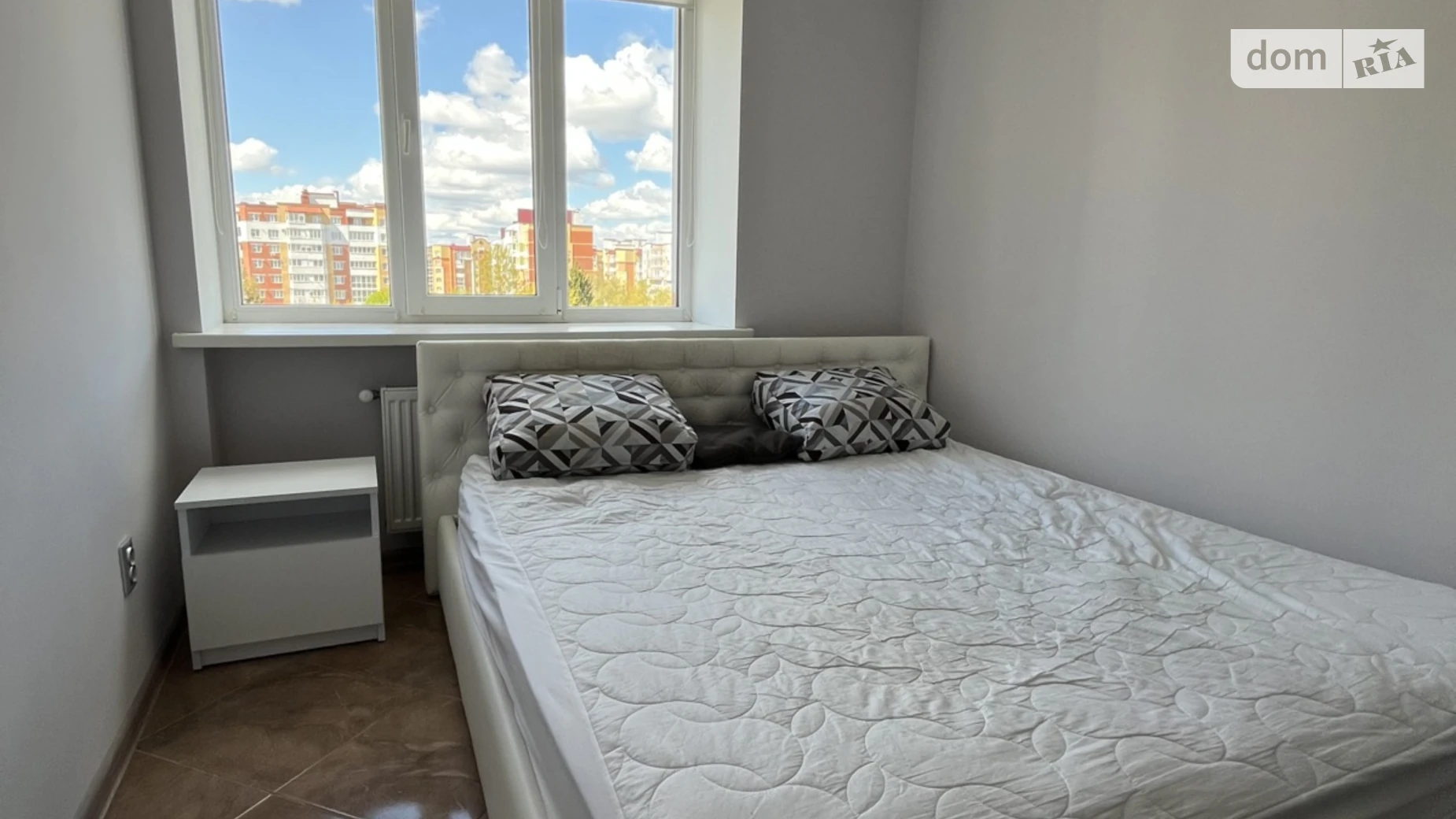 2-комнатная квартира 48 кв. м в Тернополе, ул. Троллейбусная - фото 4