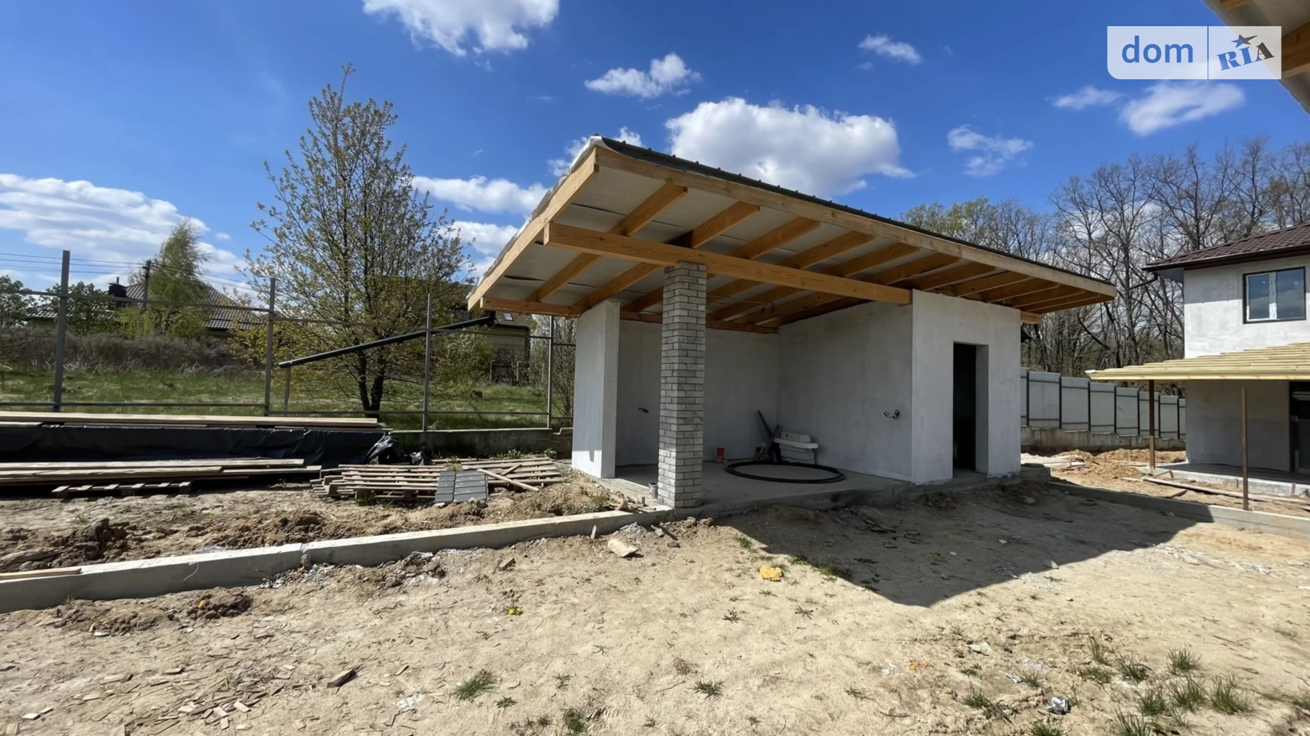 Продается одноэтажный дом 120 кв. м с беседкой, цена: 190000 $ - фото 2