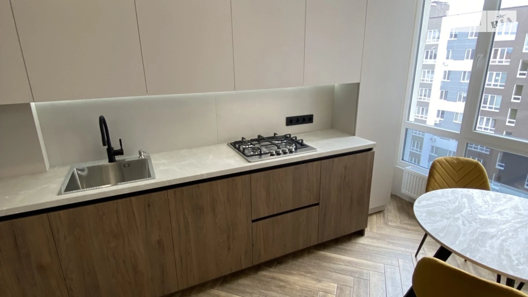Продается 1-комнатная квартира 45.1 кв. м в Ирпене, цена: 84500 $ - фото 2