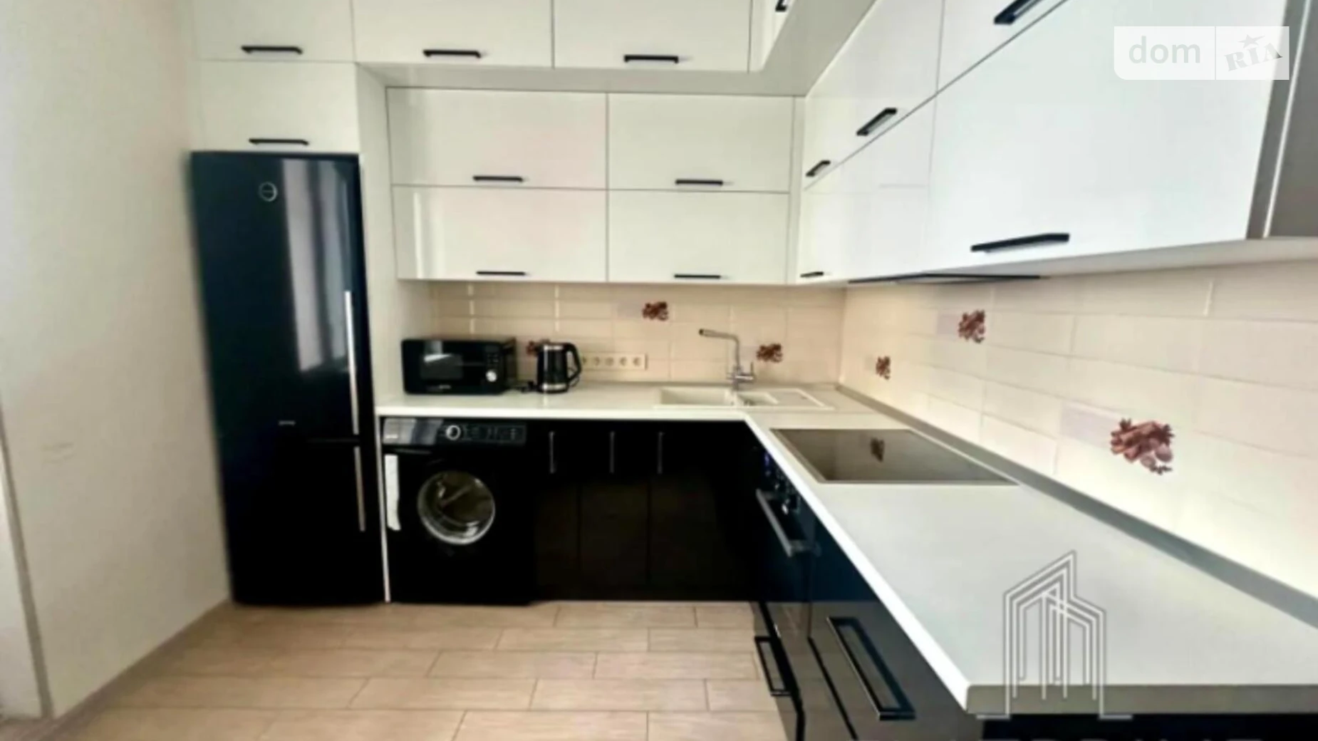 Продается 1-комнатная квартира 41.7 кв. м в Киеве, ул. Ващенко Григория, 5 - фото 2