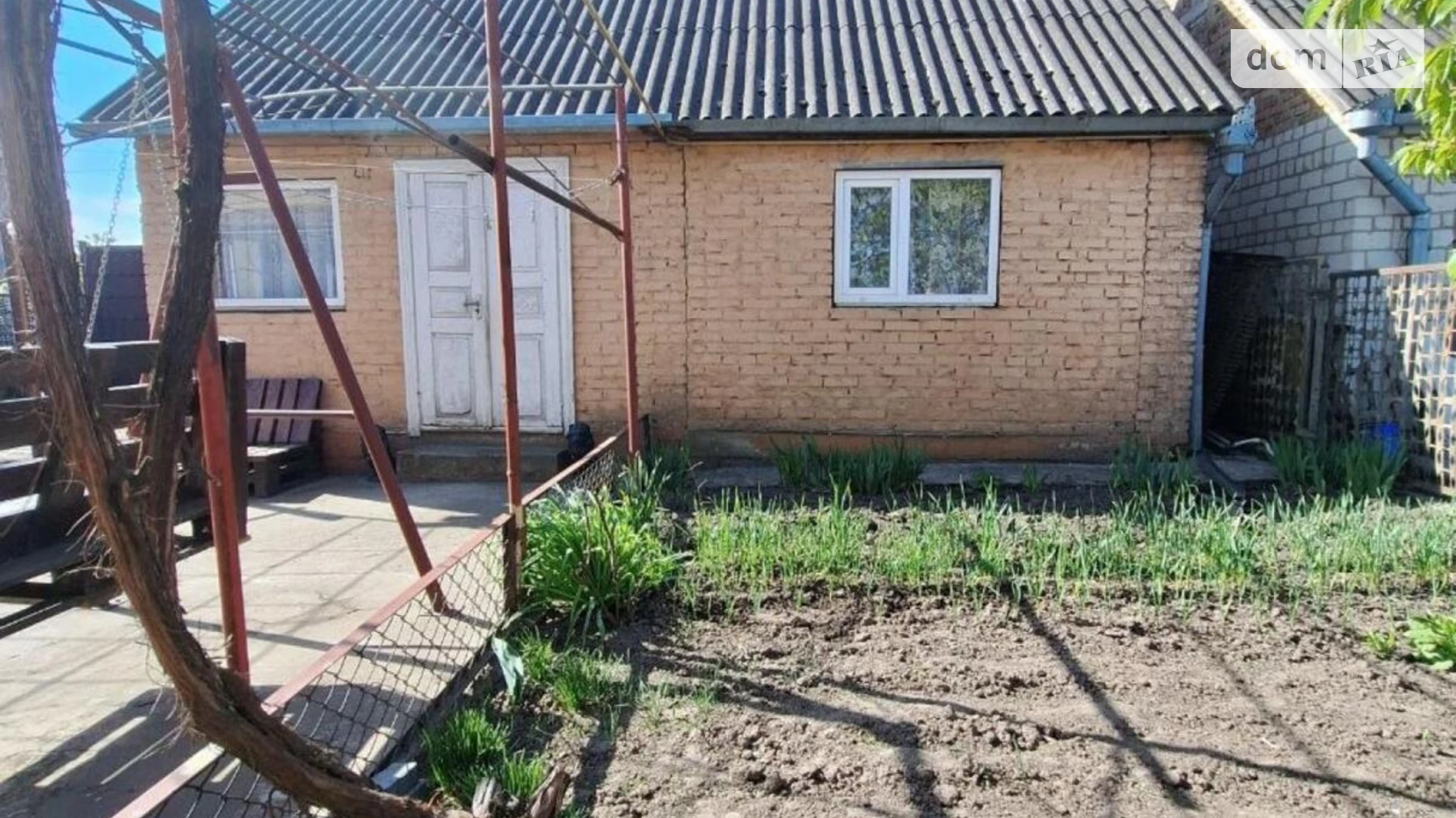 Продается дом на 2 этажа 200 кв. м с садом, цена: 100000 $ - фото 4