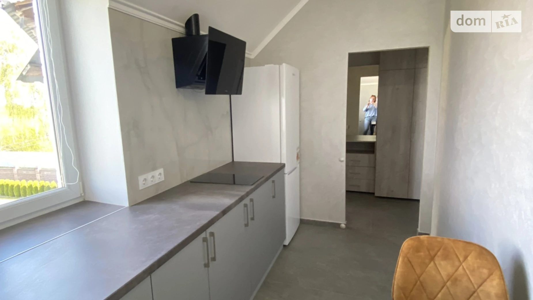 Сдается в аренду 1-комнатная квартира 35 кв. м в Рованцах, цена: 15000 грн - фото 2