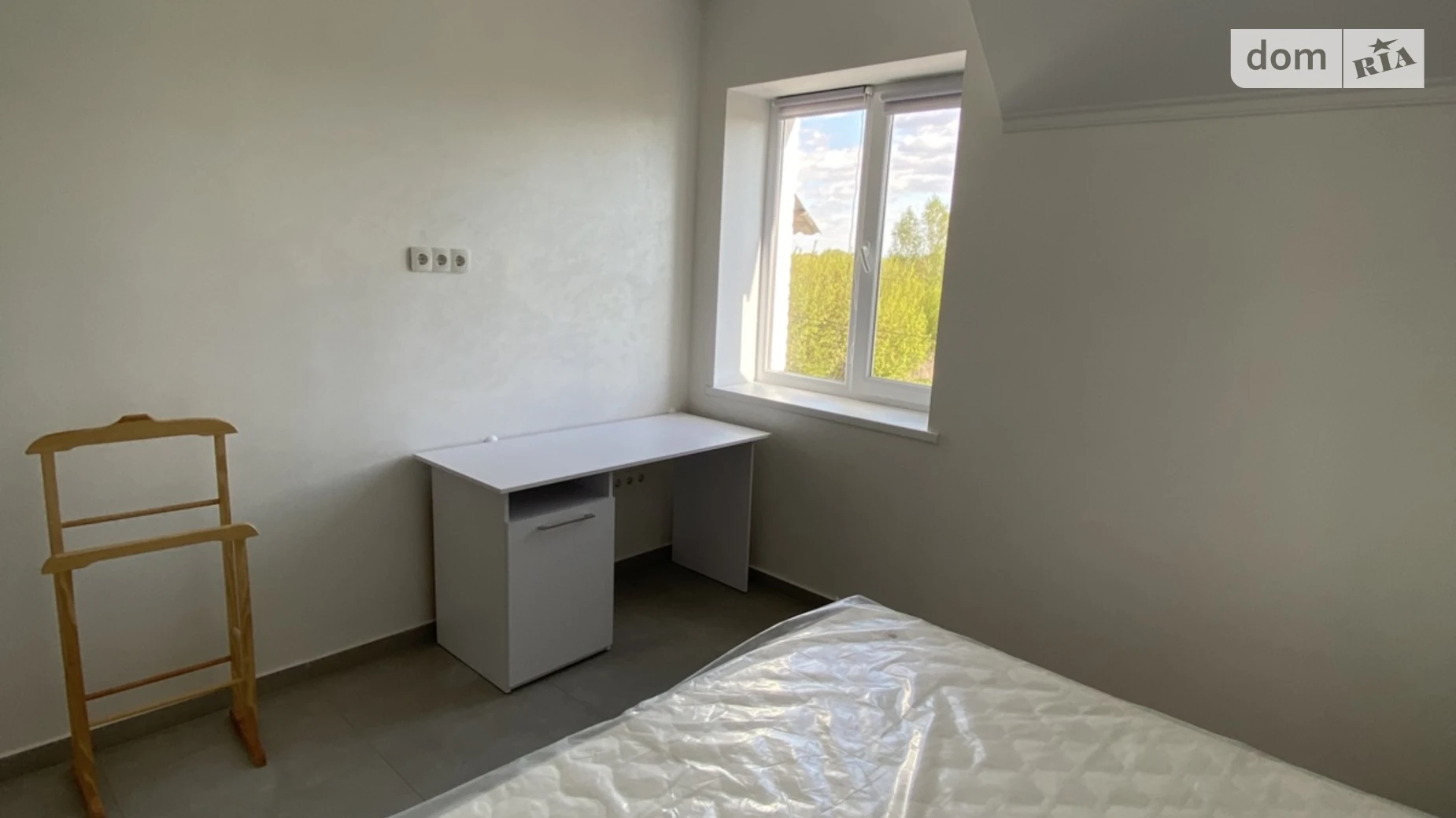 Сдается в аренду 1-комнатная квартира 35 кв. м в Рованцах, цена: 15000 грн - фото 5