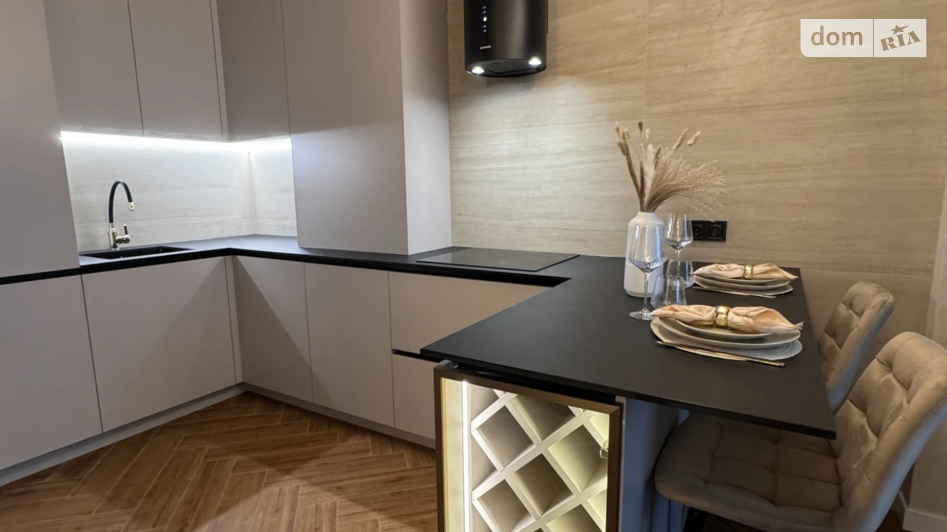 Продається 2-кімнатна квартира 48 кв. м у Одесі, вул. Чубаївська, 1 - фото 2