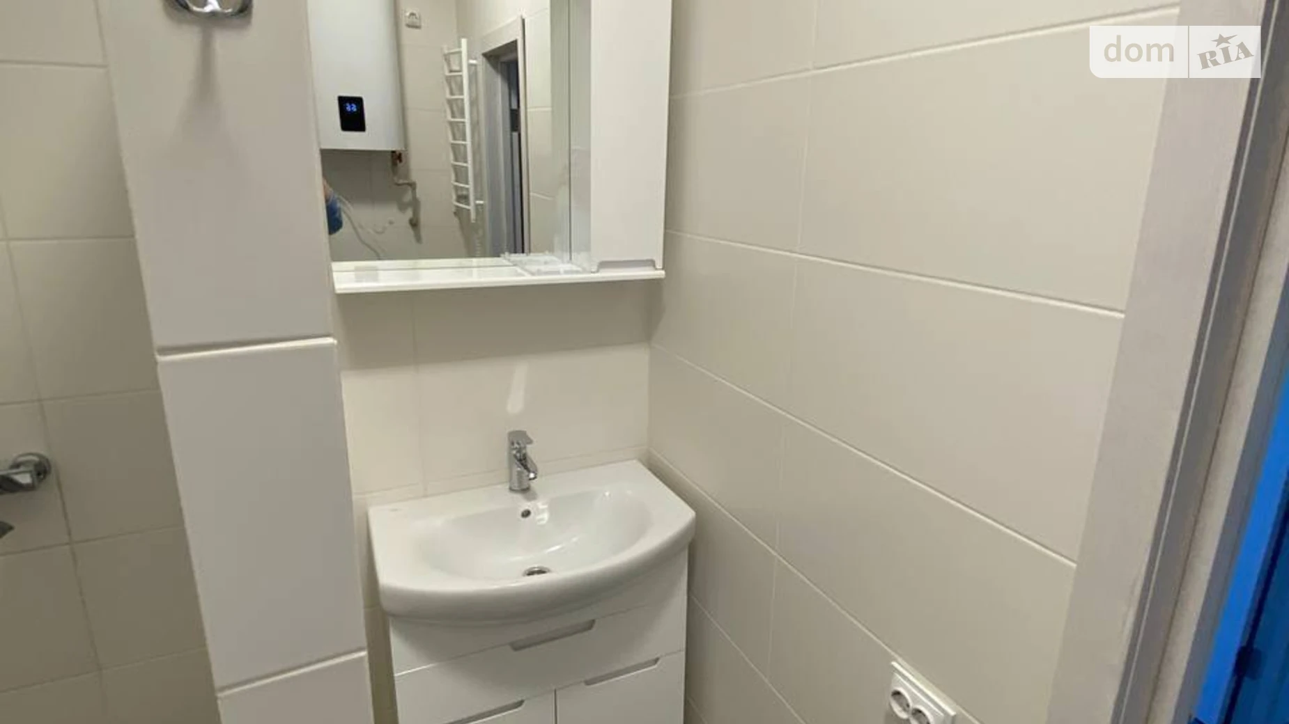 Сдается в аренду 1-комнатная квартира 35 кв. м в Рованцах, цена: 15000 грн - фото 5