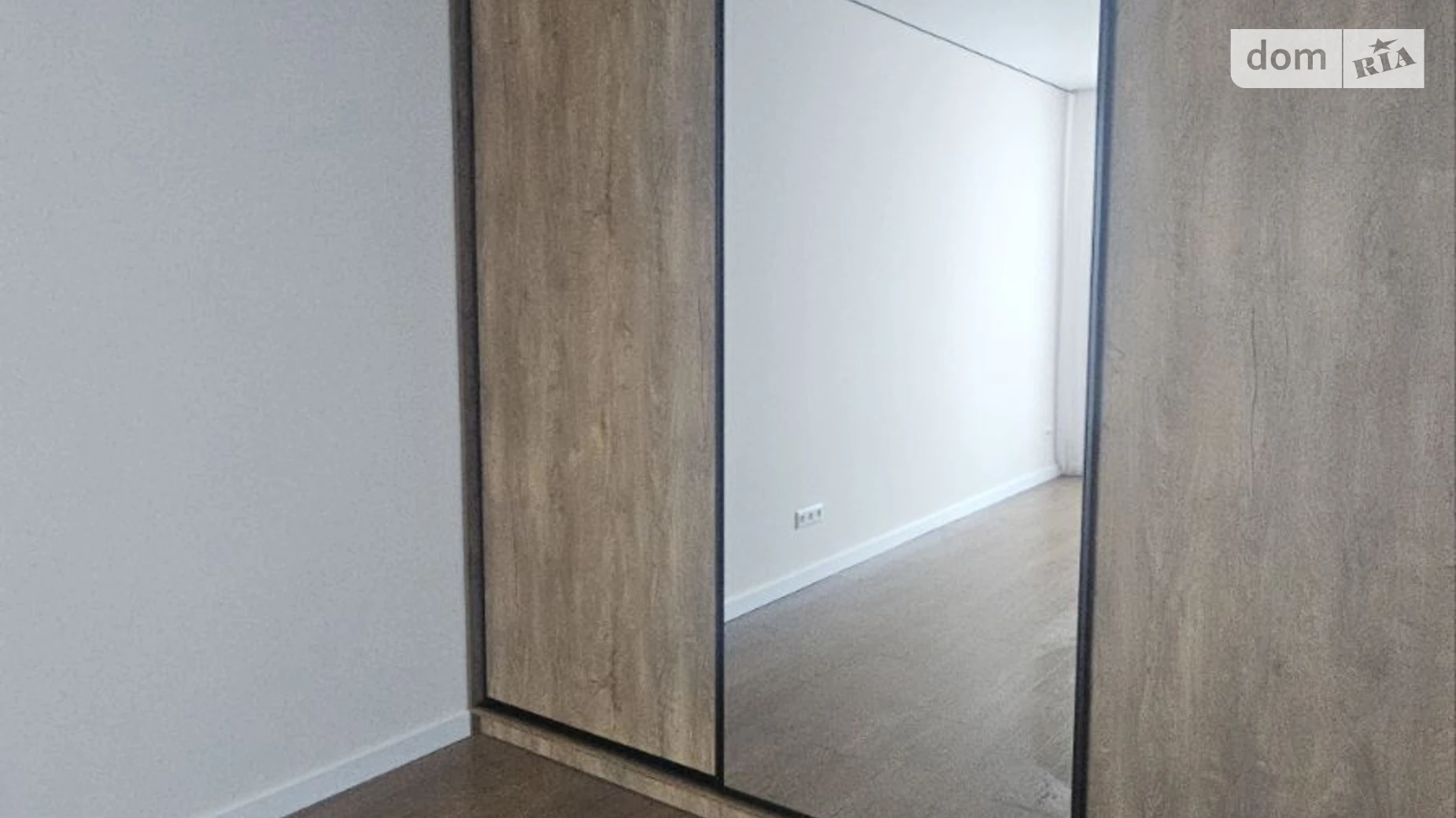 Продается 1-комнатная квартира 43 кв. м в Ужгороде, ул. Загорская, 168 - фото 4