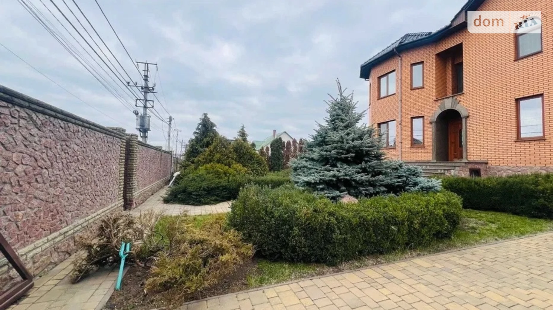 Продается дом на 2 этажа 375.4 кв. м с террасой, цена: 410000 $ - фото 2