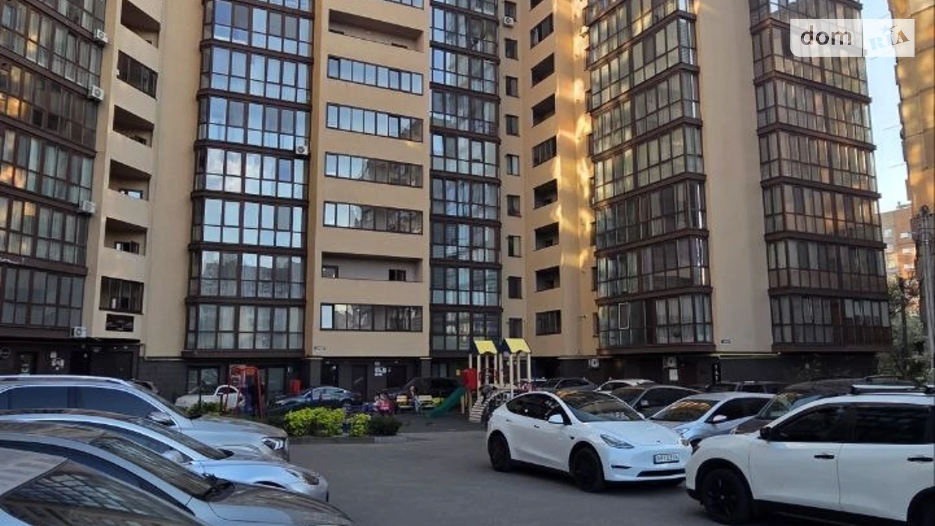 Сдается в аренду 2-комнатная квартира 72 кв. м в Виннице, ул. Пирогова, 76В - фото 2