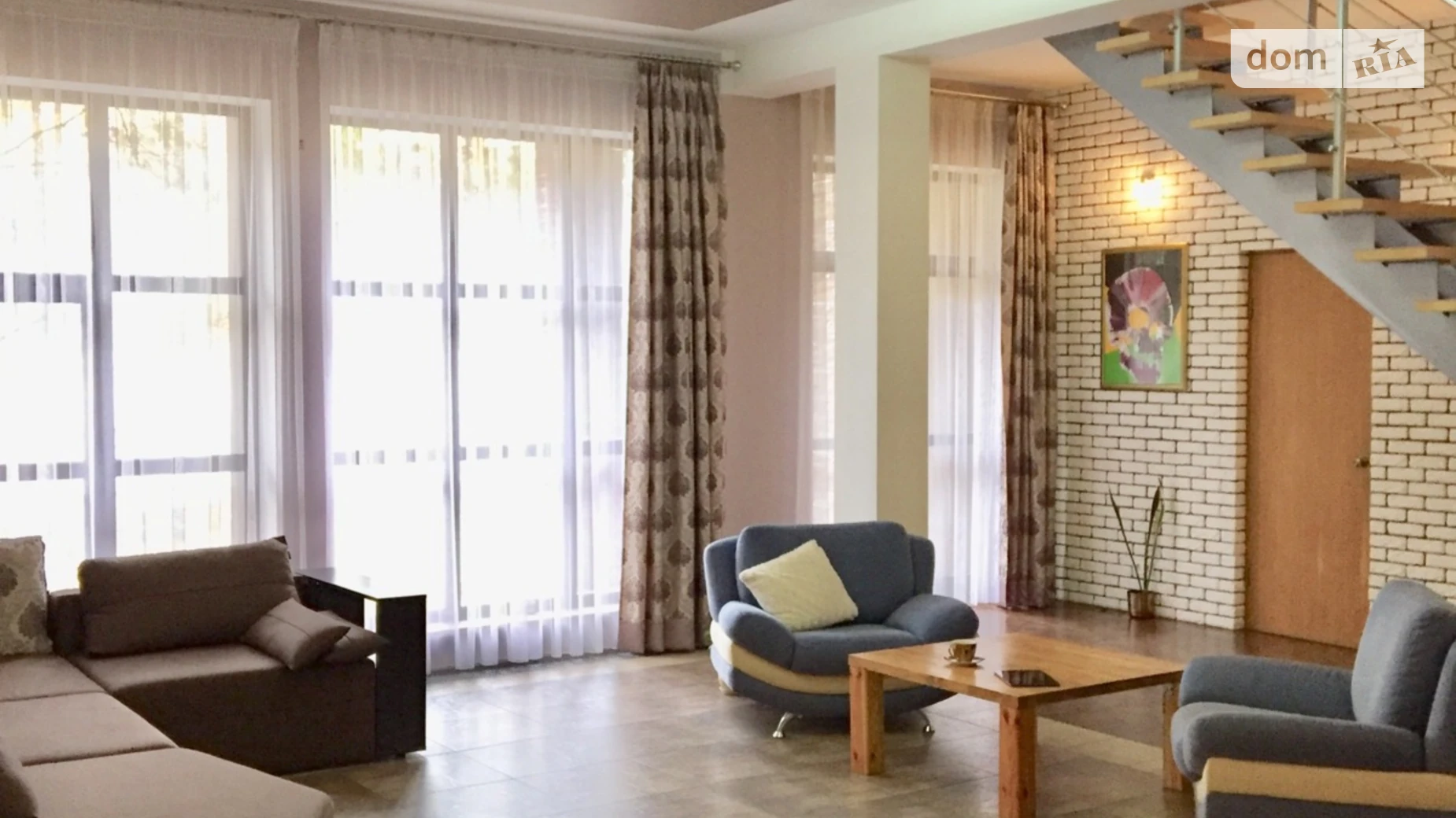 Сдается в аренду дом на 2 этажа 296 кв. м с бассейном, цена: 2500 $ - фото 2