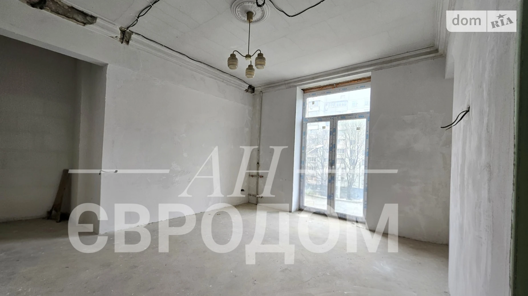 Продается 3-комнатная квартира 67.9 кв. м в Харькове, ул. Молочная, 18 - фото 2