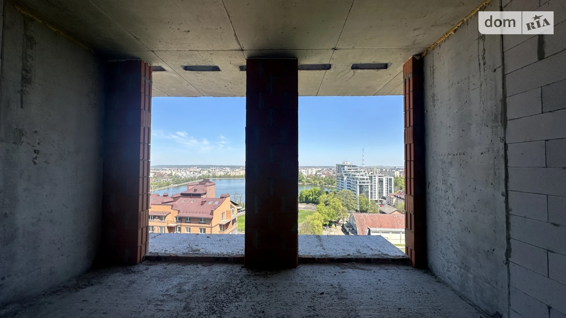 Продается 1-комнатная квартира 49.27 кв. м в Ивано-Франковске, ул. Гетьмана Ивана Мазепы, 148/1 - фото 2