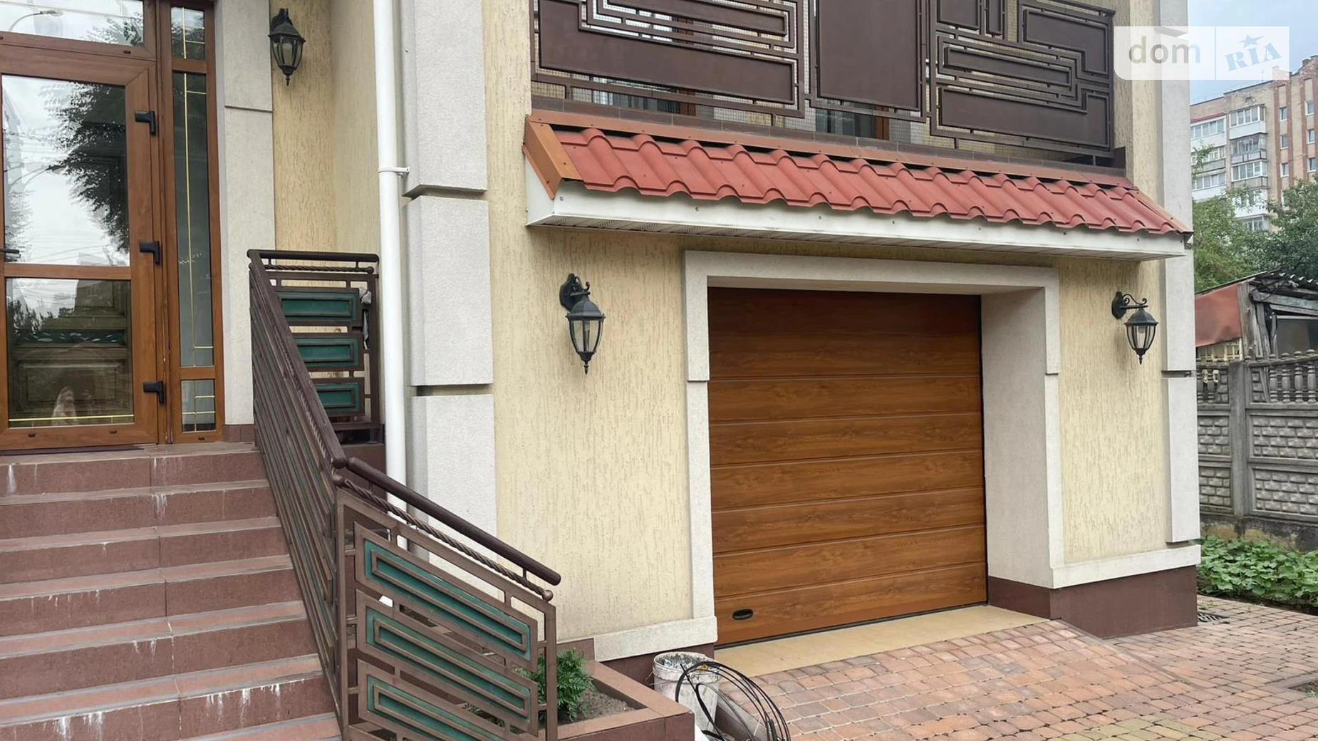 Продается дом на 2 этажа 343.9 кв. м с камином, цена: 340000 $ - фото 3