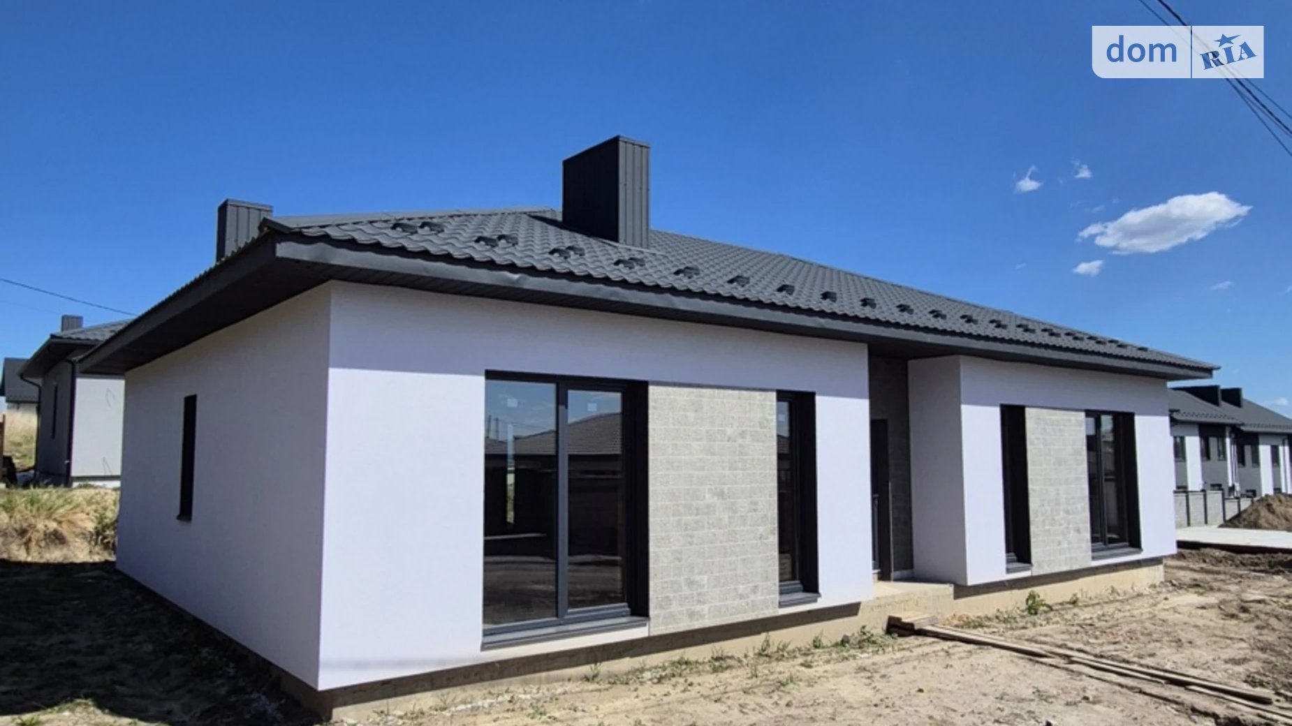 Продается одноэтажный дом 113 кв. м с гаражом, цена: 79900 $ - фото 2