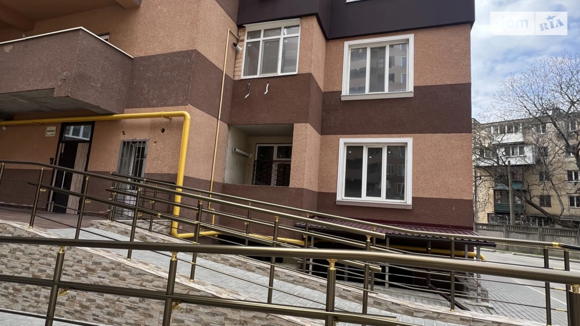 Продается помещения свободного назначения 107.6 кв. м в 16-этажном здании, цена: 127000 $ - фото 2