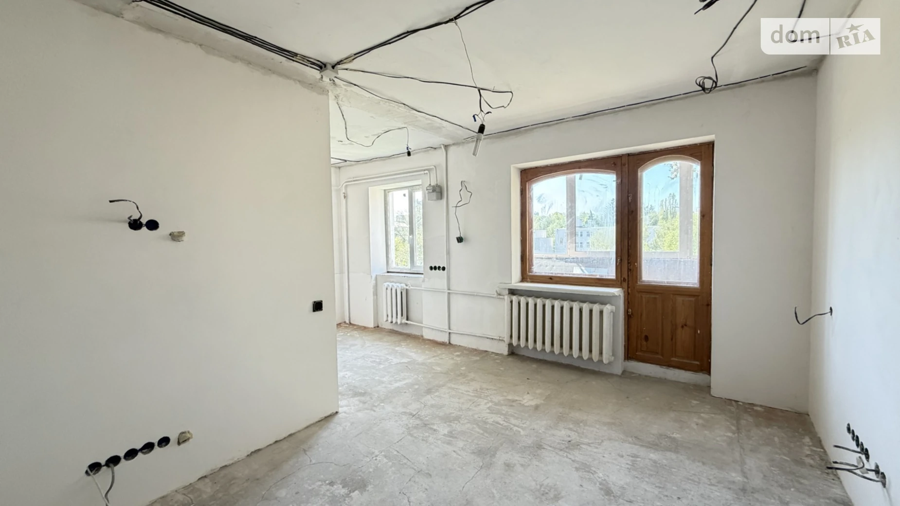 Продается 2-комнатная квартира 57 кв. м в Чернигове, ул. Гончая, 26 - фото 2