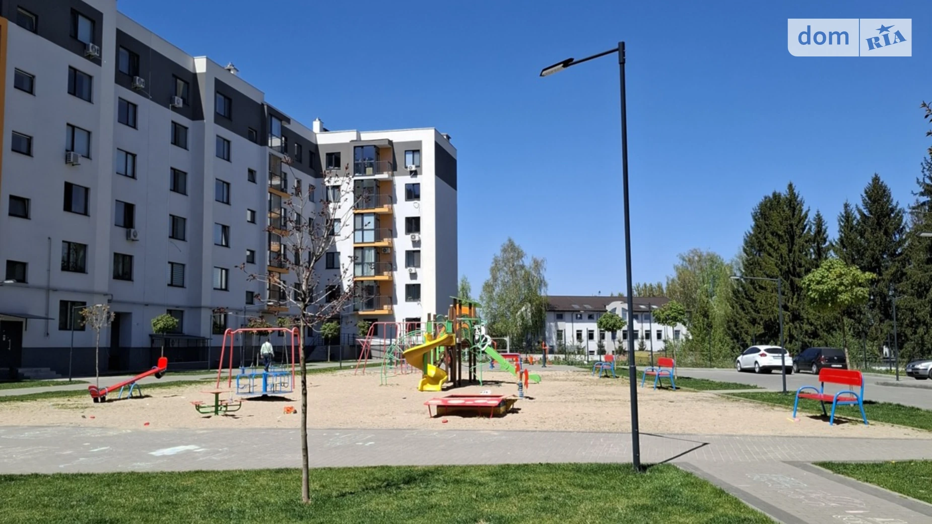 Продается 2-комнатная квартира 74 кв. м в Березиной, ул. Радужная, 100 - фото 4