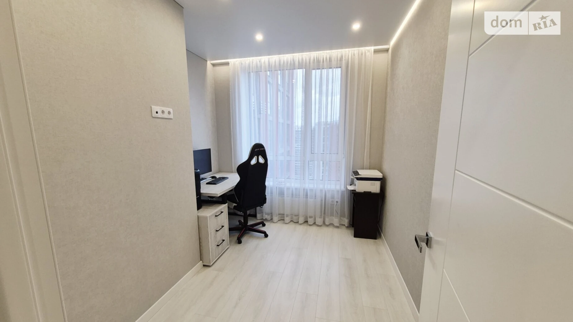 Продается 3-комнатная квартира 84.9 кв. м в Киеве, ул. Александра Олеся, 10 - фото 4