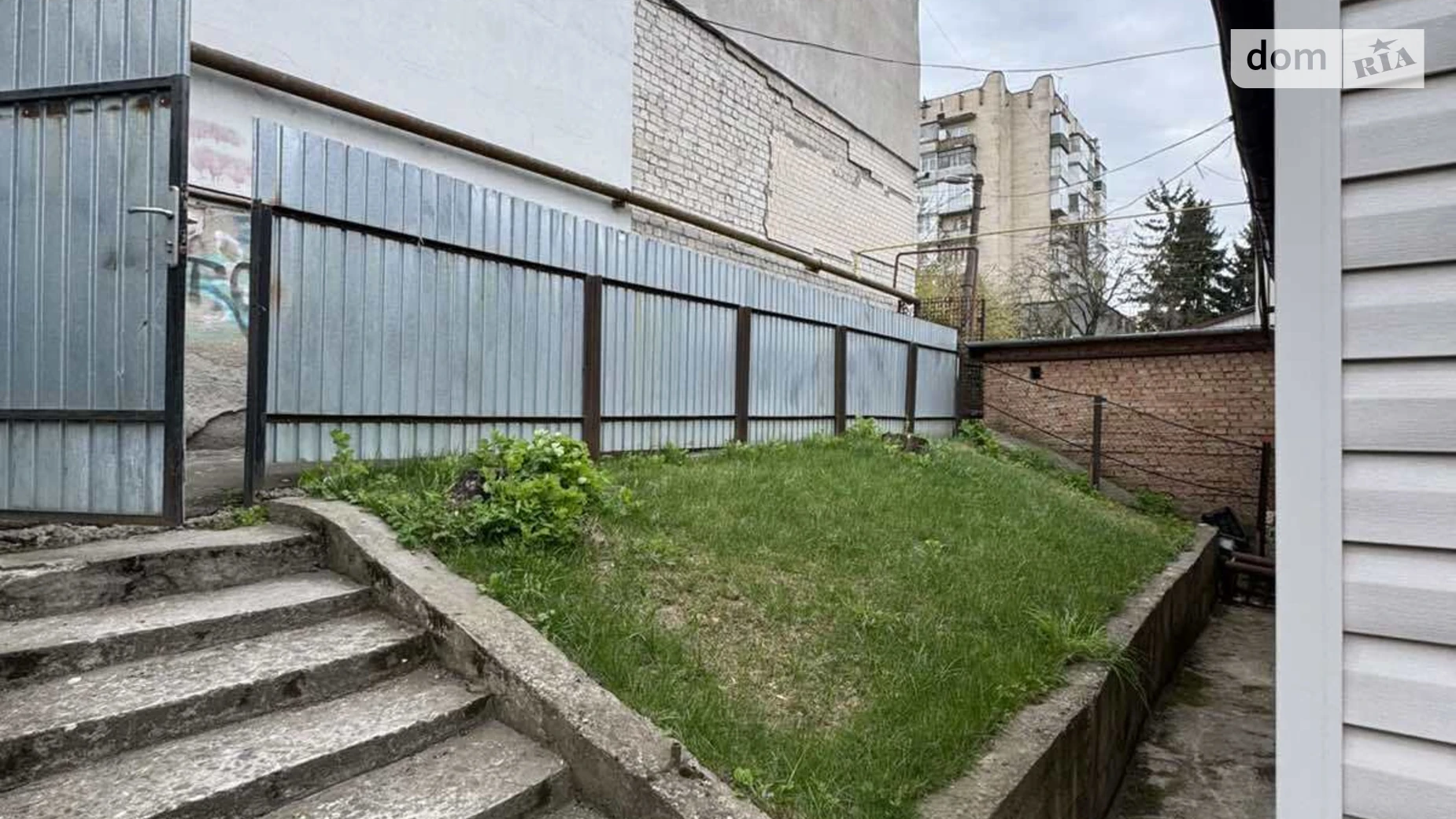 Продается одноэтажный дом 62 кв. м с мансардой, цена: 130000 $ - фото 2