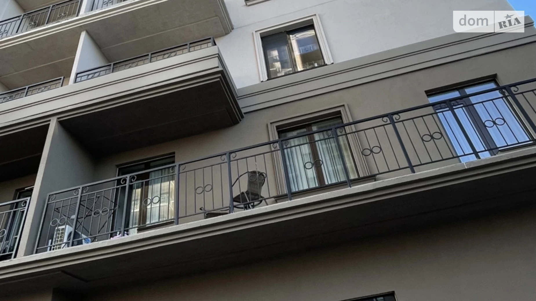 Продается офис 65 кв. м в бизнес-центре, цена: 125000 $ - фото 2