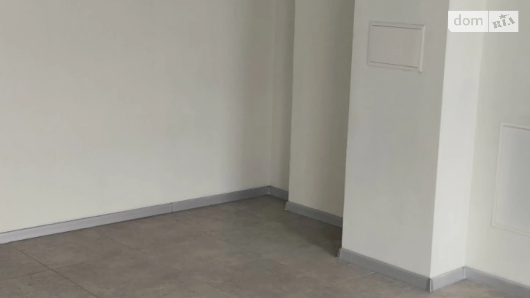 Сдается в аренду офис 26.7 кв. м в бизнес-центре, цена: 390 $ - фото 3