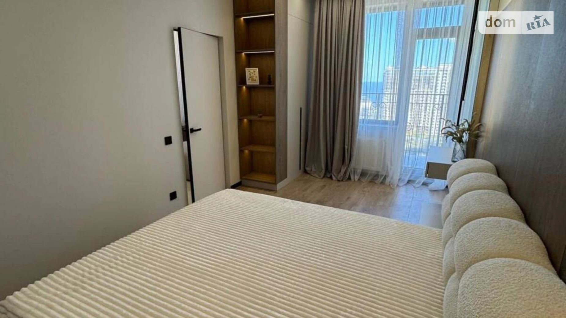 Продается 2-комнатная квартира 68 кв. м в Одессе, ул. Генуэзская, 1/1 - фото 4