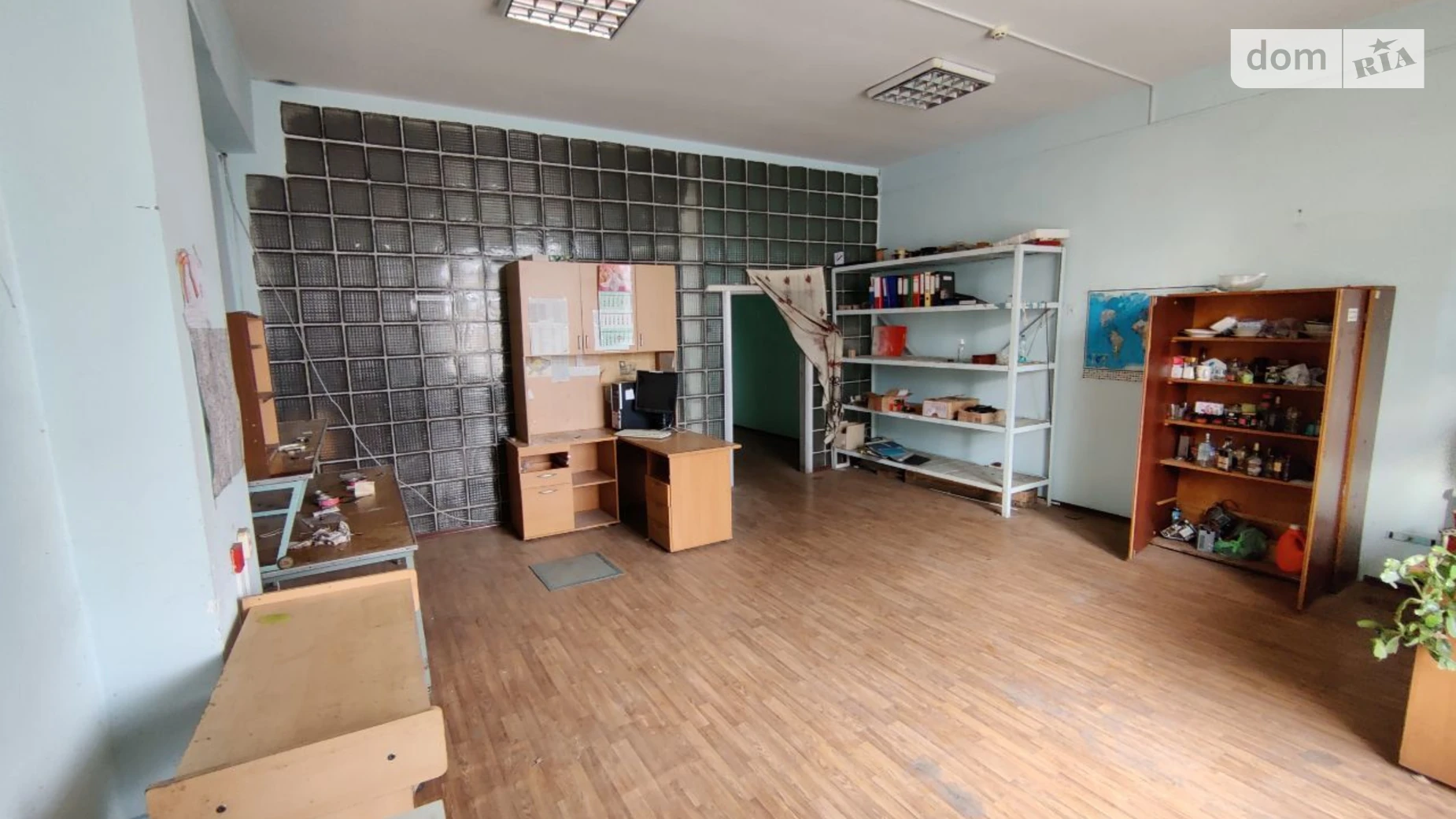 Сдается в аренду офис 129.8 кв. м в бизнес-центре, цена: 3894 грн - фото 5