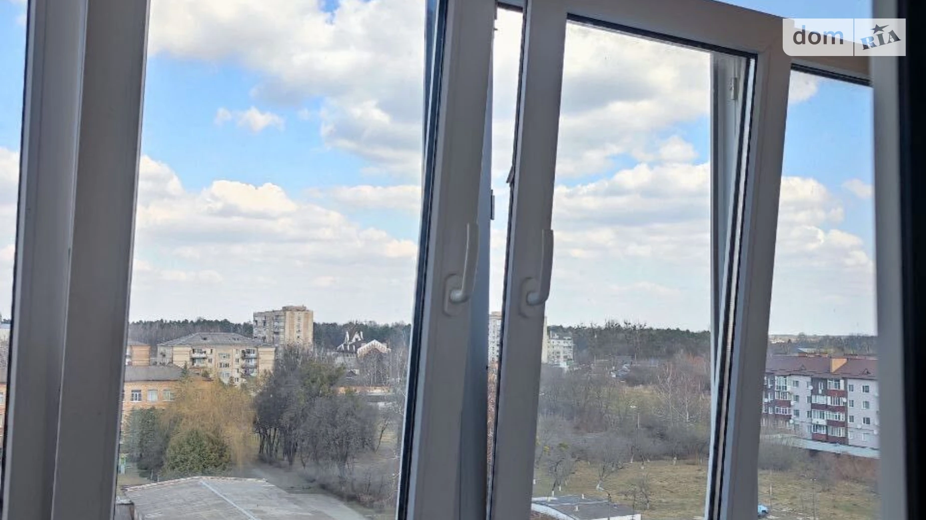Продается 3-комнатная квартира 64 кв. м в Шепетовке, просп. Мира, 31 - фото 2