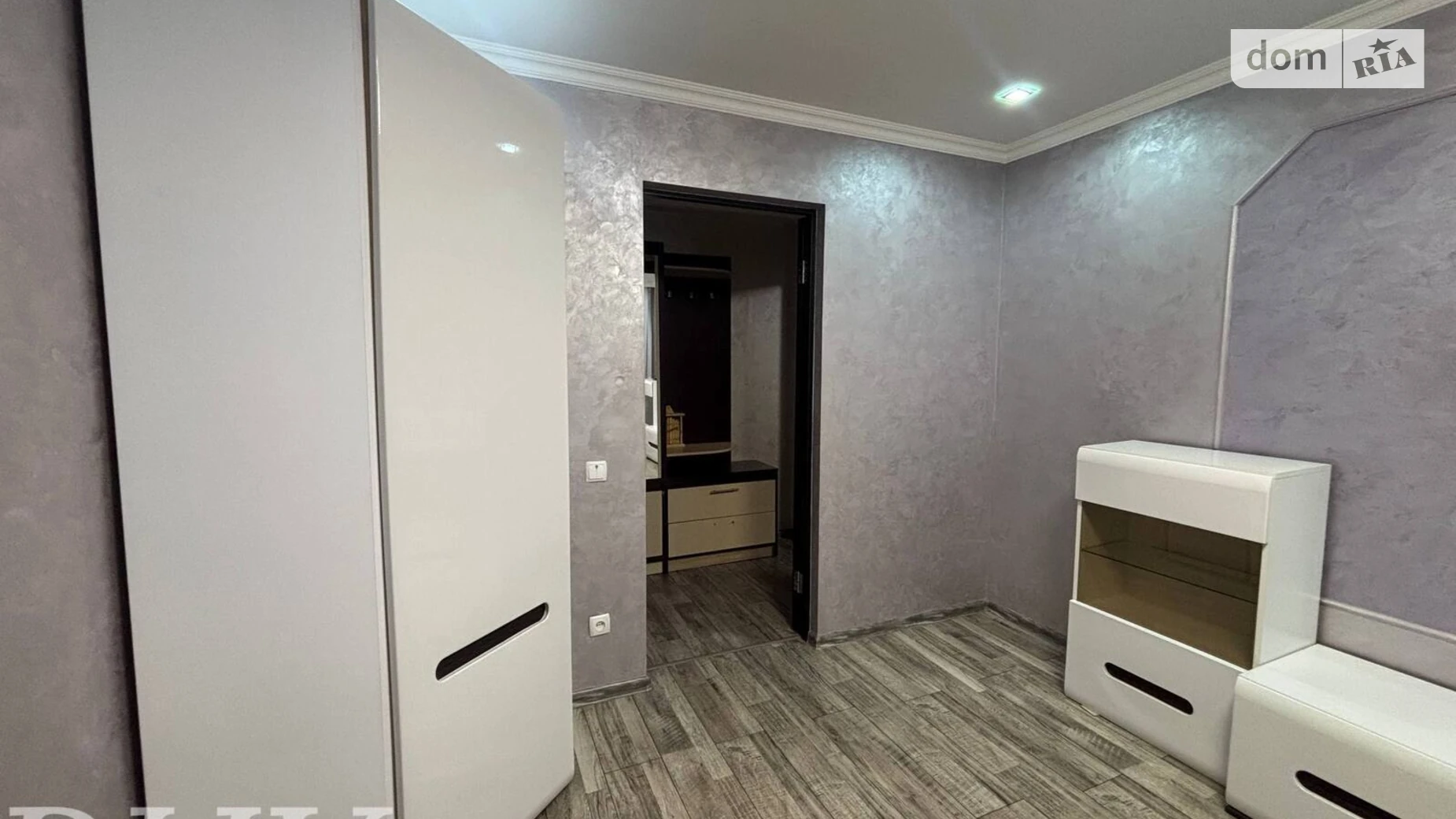 Продается 2-комнатная квартира 56 кв. м в Черновцах, цена: 87000 $ - фото 3