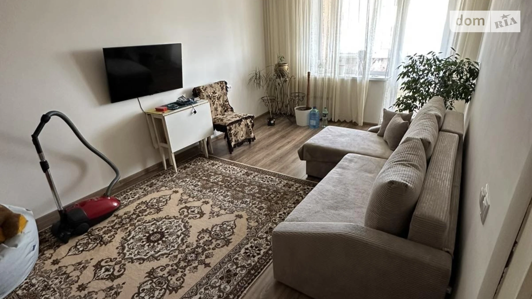 2-комнатная квартира 51 кв. м в Тернополе, ул. Симоненко Василия - фото 3