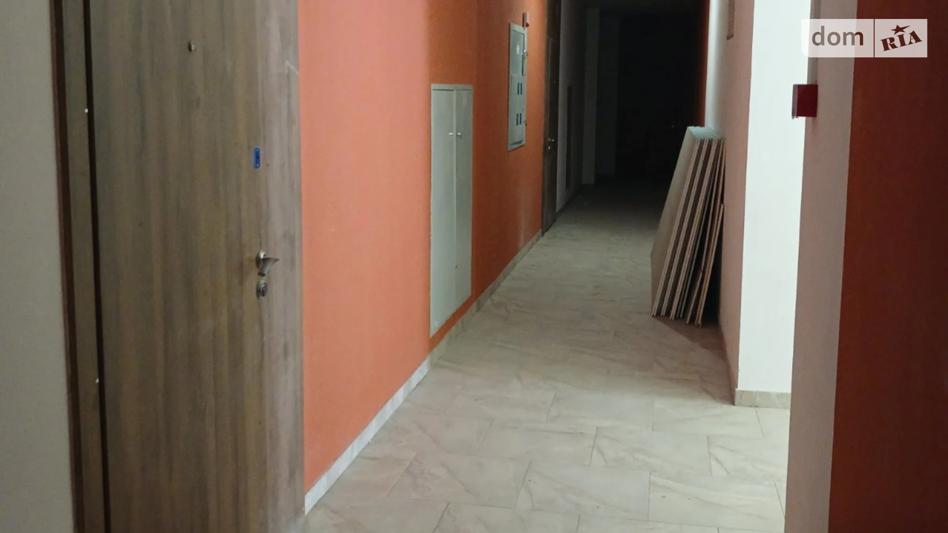 Продается 1-комнатная квартира 39 кв. м в Гостомеле, ул. Свято-Покровская(Ленина) - фото 3