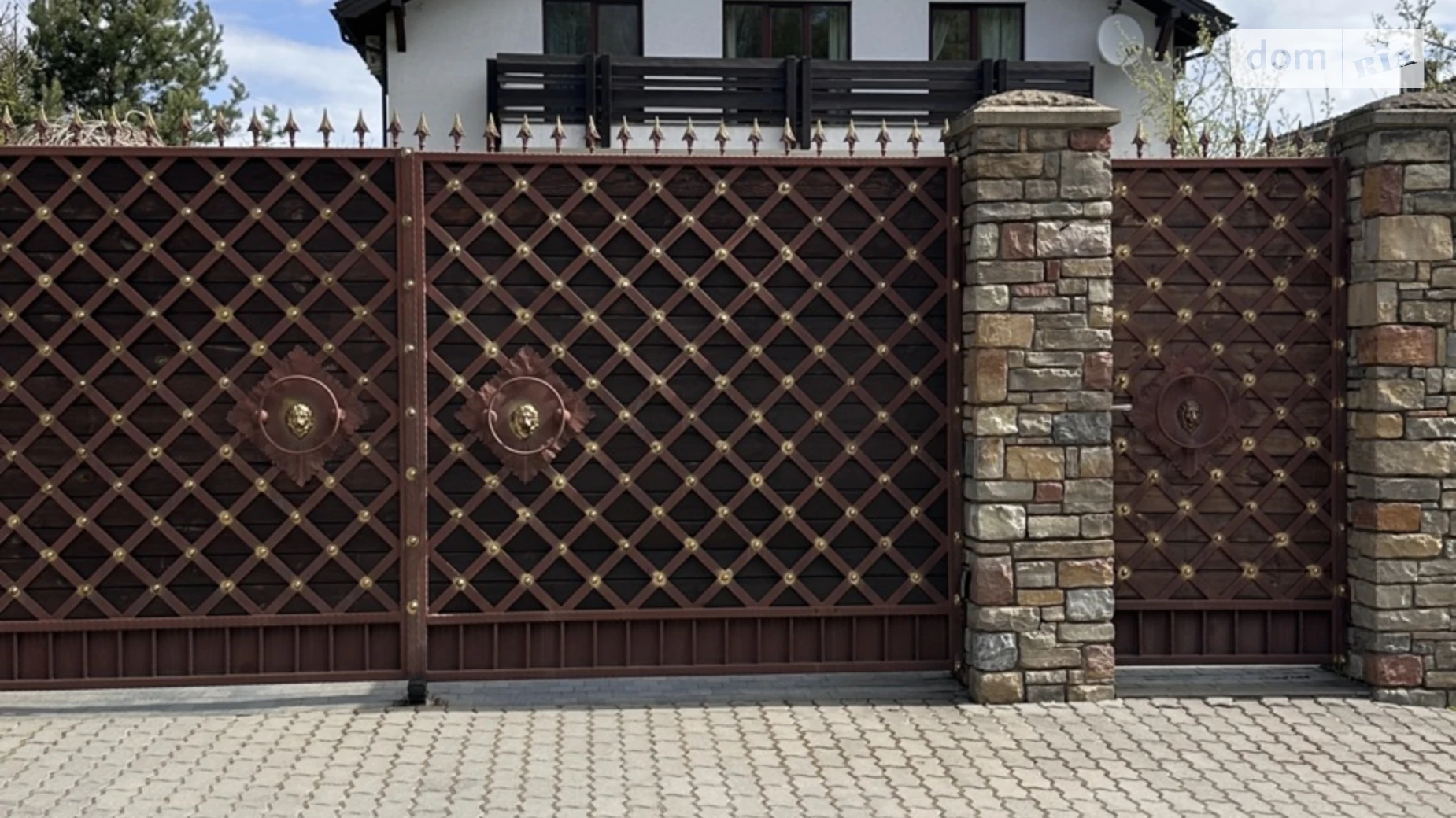 Продается дом на 2 этажа 388 кв. м с гаражом, цена: 530000 $ - фото 2