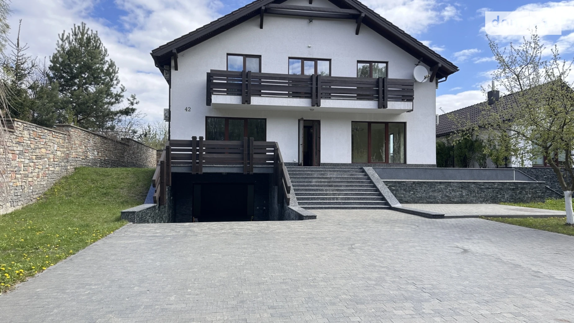 Продается дом на 2 этажа 388 кв. м с гаражом, цена: 530000 $ - фото 3