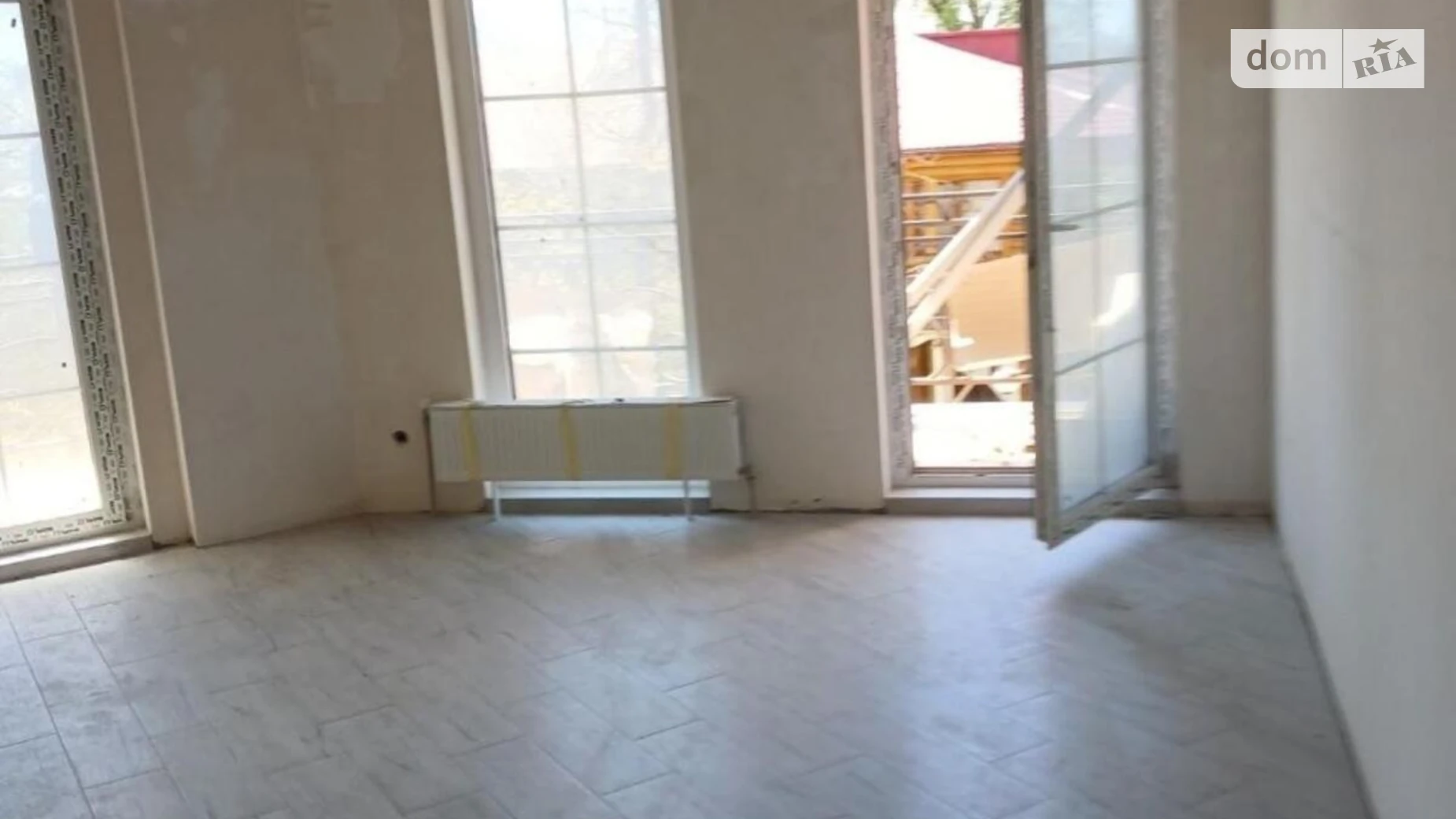 Продается 1-комнатная квартира 40 кв. м в Одессе, ул. Дача Ковалевского, 91 - фото 2