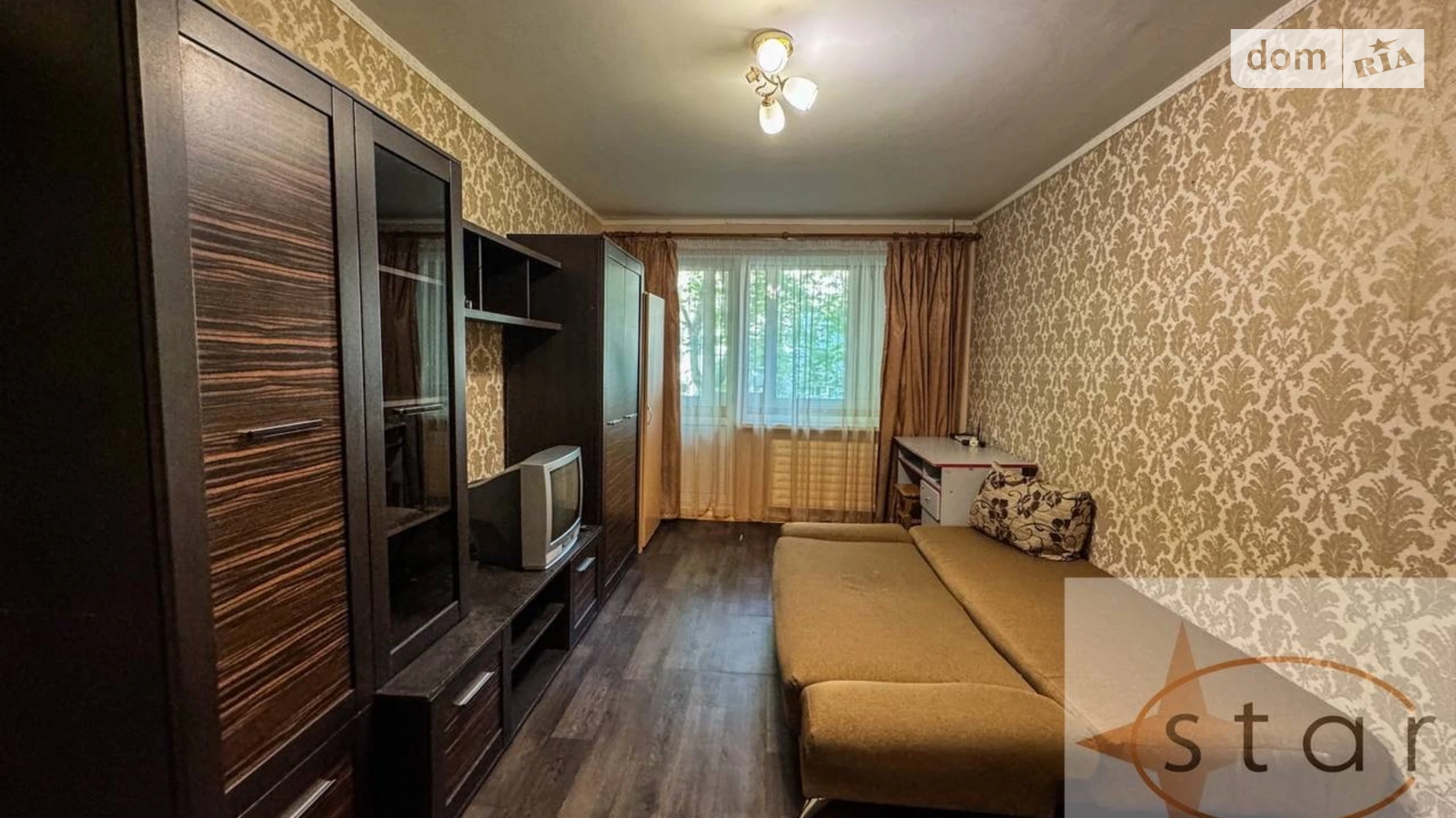Продается 1-комнатная квартира 31 кв. м в Чернигове, ул. Космонавтов, 10 - фото 2