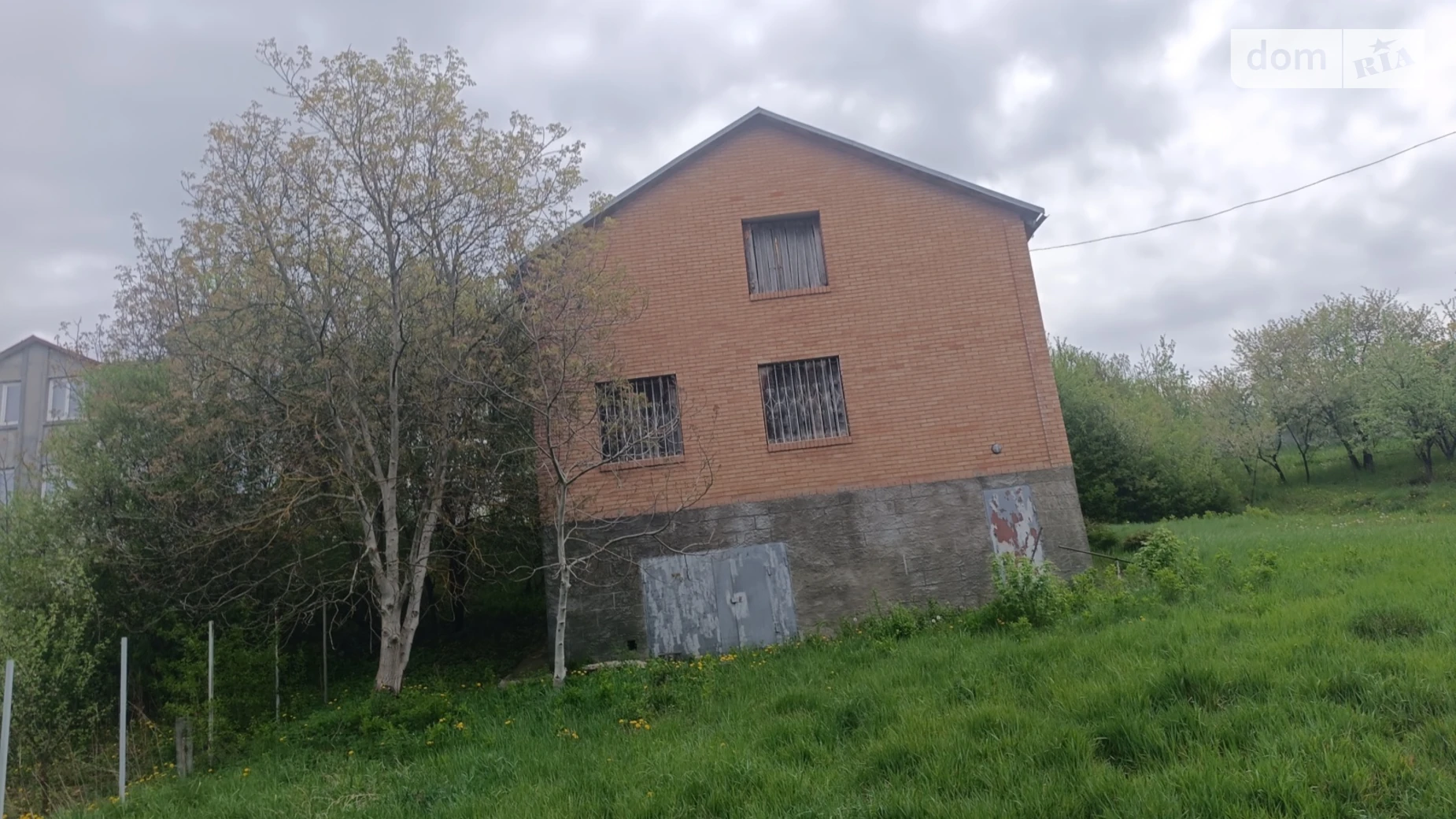 Продается дом на 3 этажа 228 кв. м с баней/сауной, цена: 50000 $ - фото 5