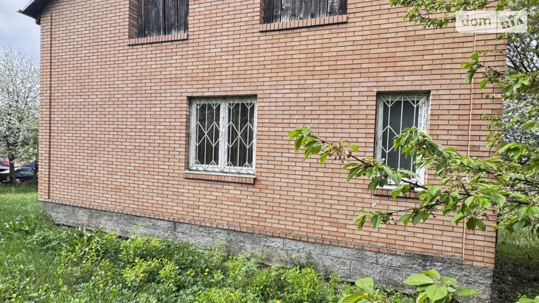 Продается дом на 3 этажа 228 кв. м с беседкой, цена: 50000 $ - фото 4