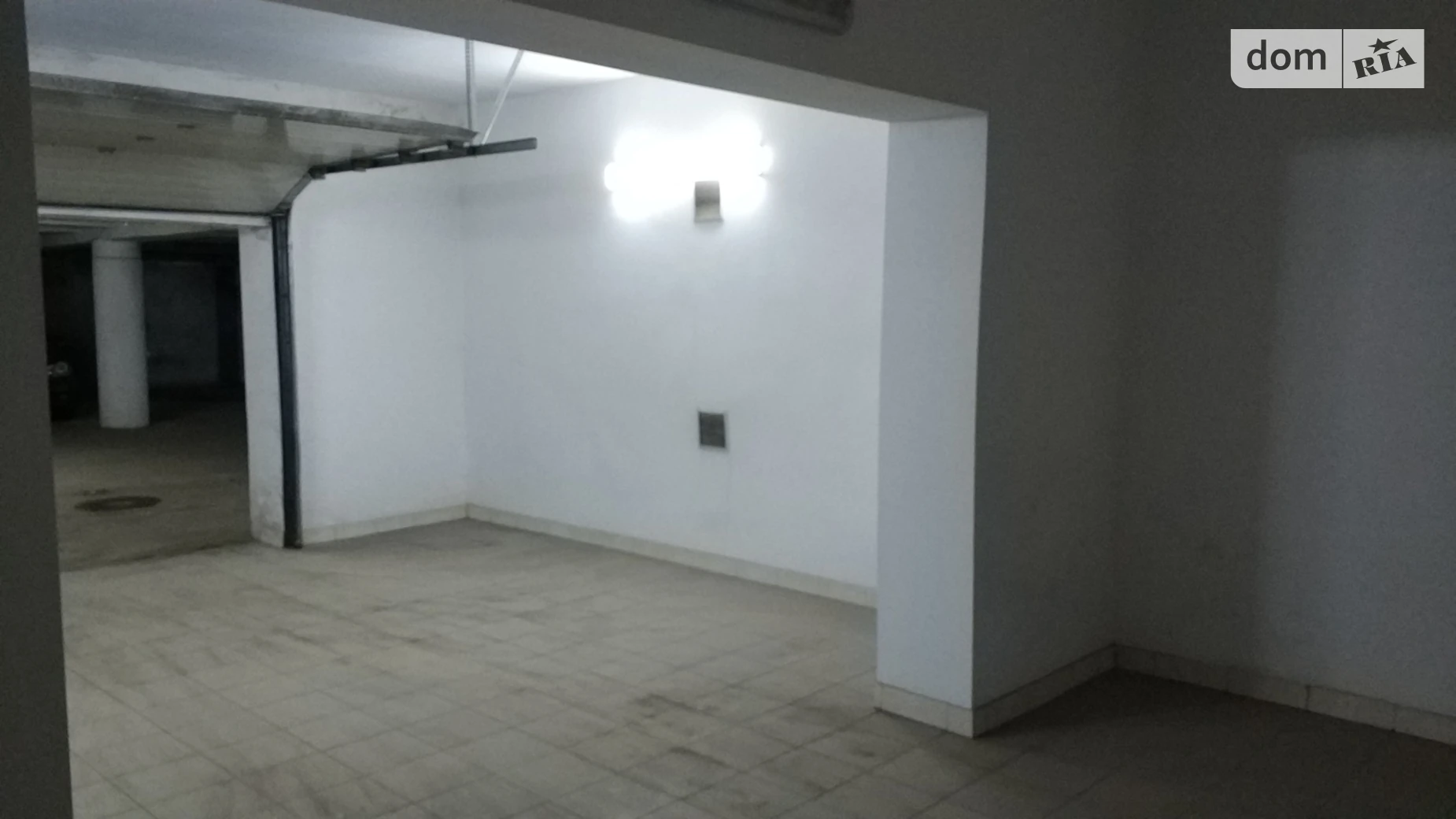 Продается подземный паркинг универсальный на 40 кв. м, цена: 40000 $ - фото 3