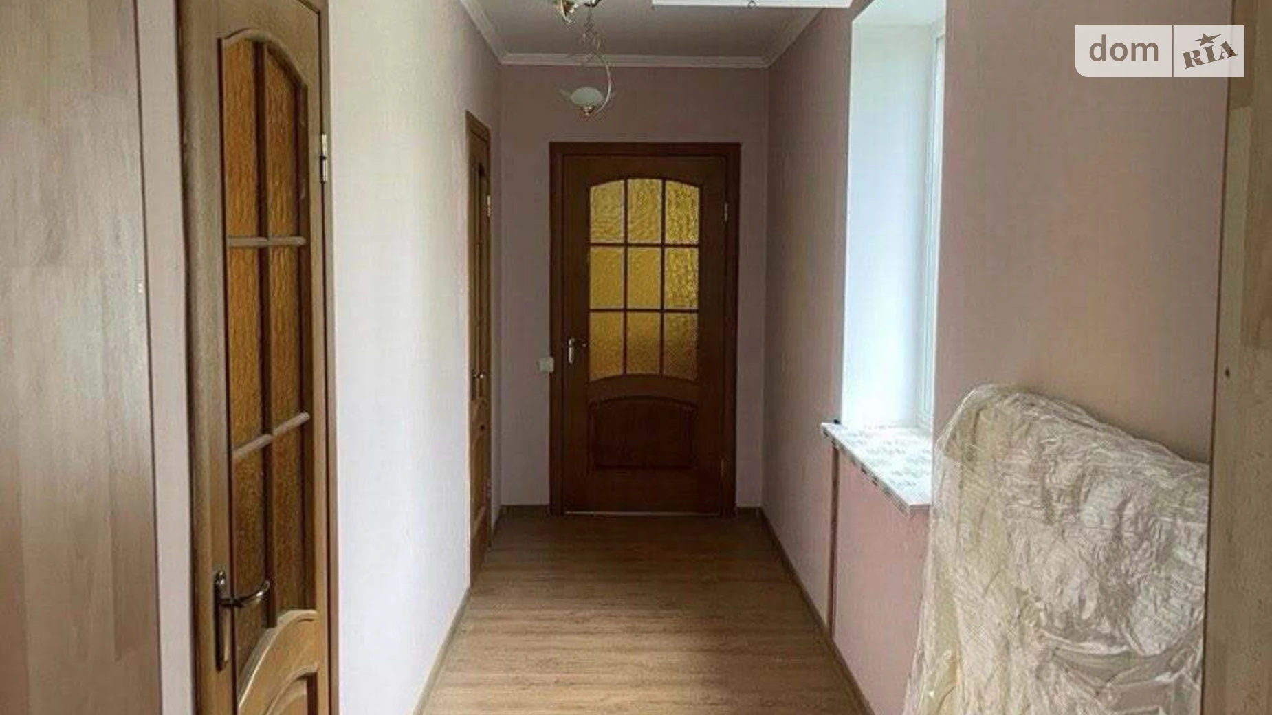 Продается дом на 2 этажа 93 кв. м с бассейном, цена: 77000 $ - фото 4