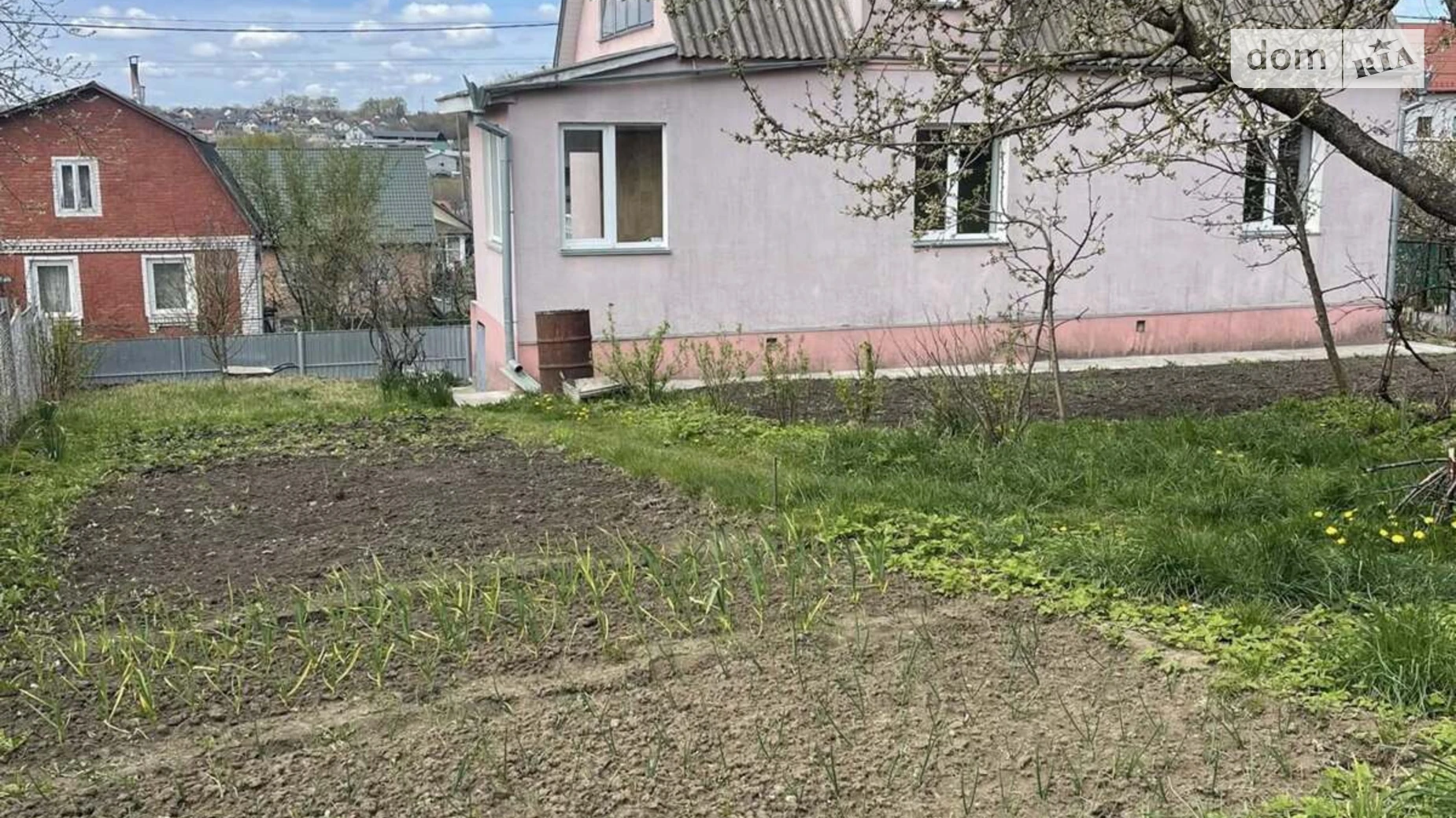 Продается дом на 2 этажа 93 кв. м с бассейном, цена: 77000 $ - фото 2
