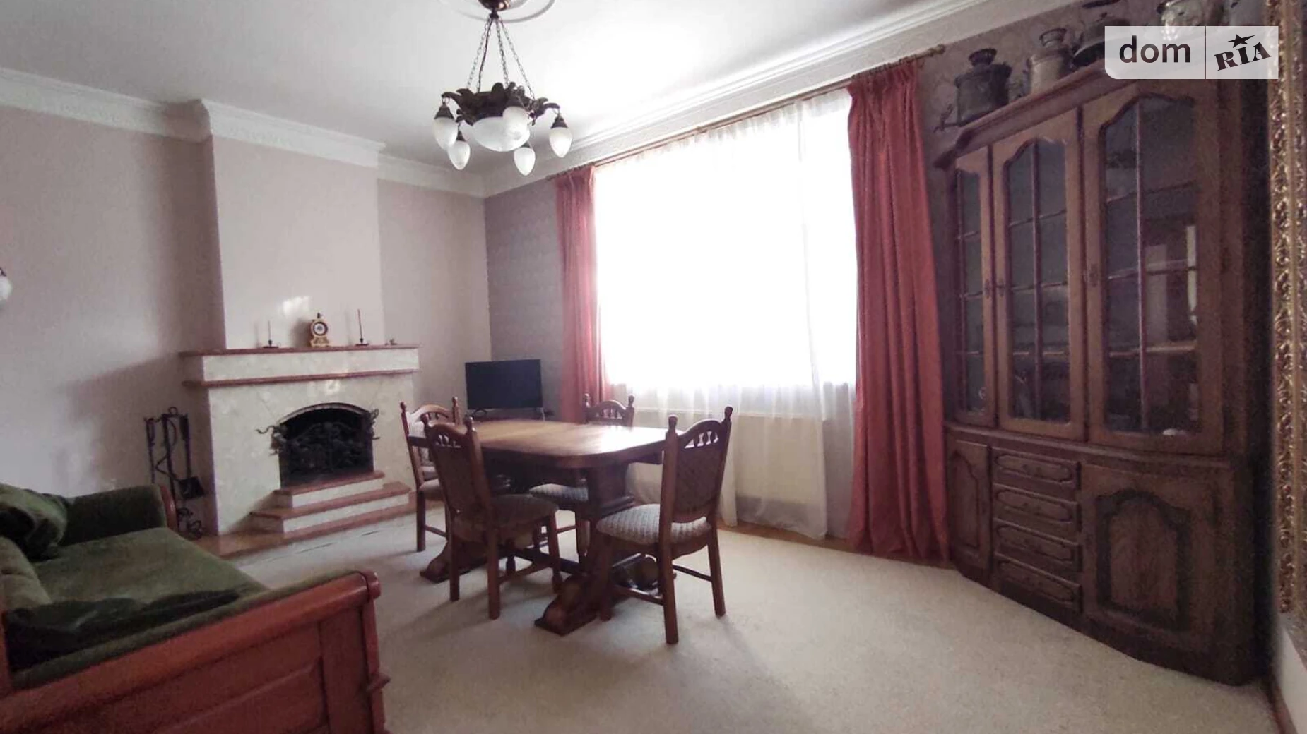 Продается дом на 2 этажа 224 кв. м с беседкой, цена: 180000 € - фото 2