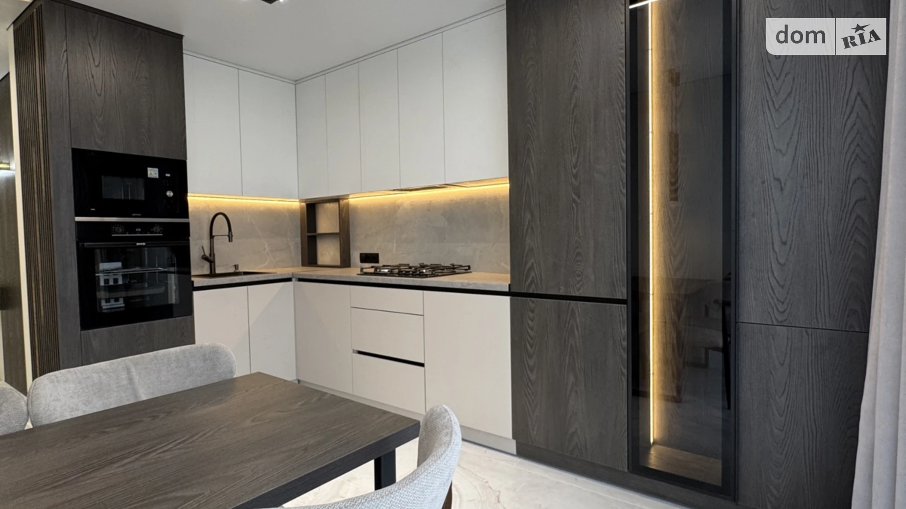 2-кімнатна квартира 65 кв. м у Тернополі, цена: 118700 $ - фото 2
