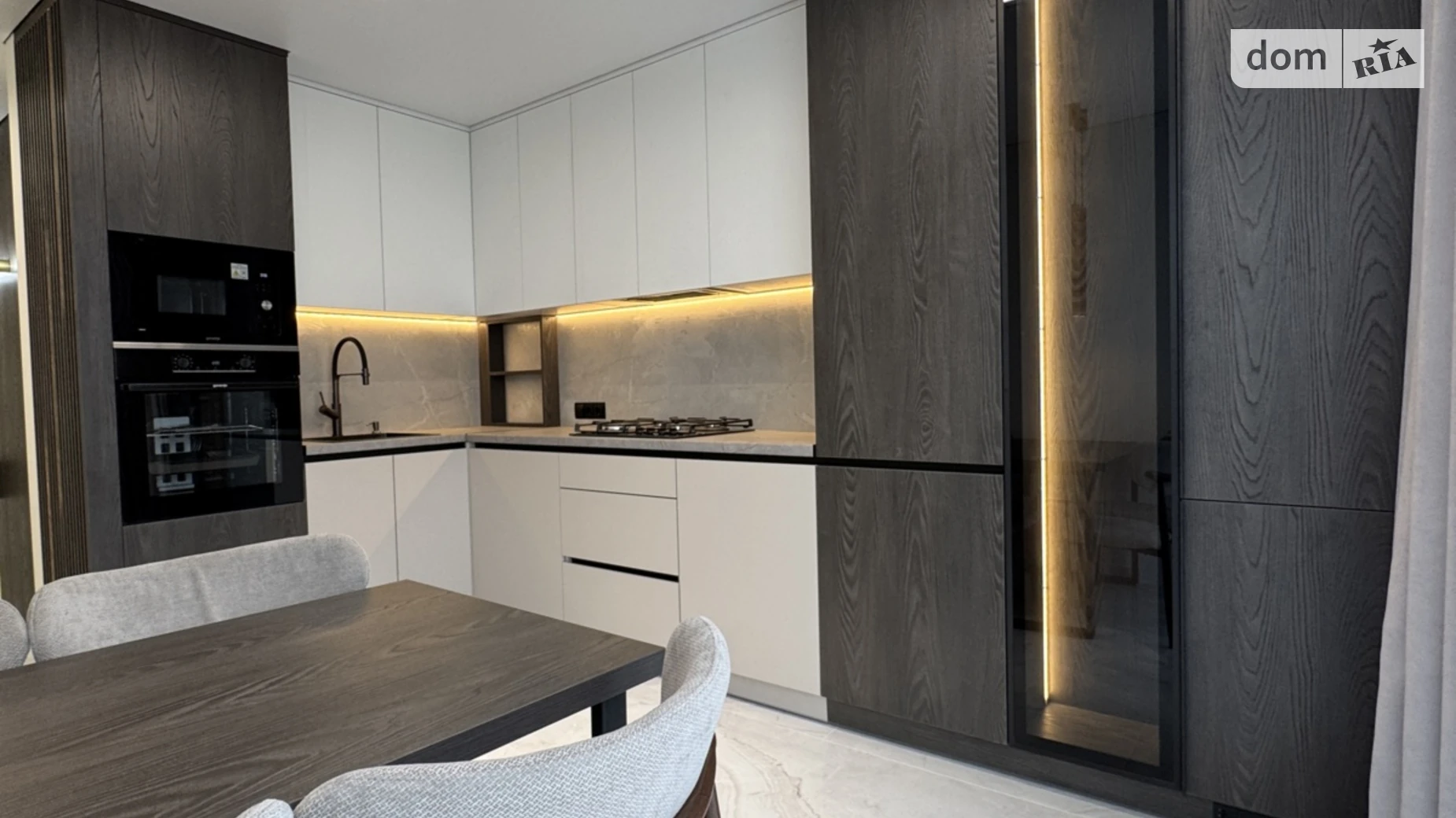 2-кімнатна квартира 65 кв. м у Тернополі, цена: 118700 $ - фото 3